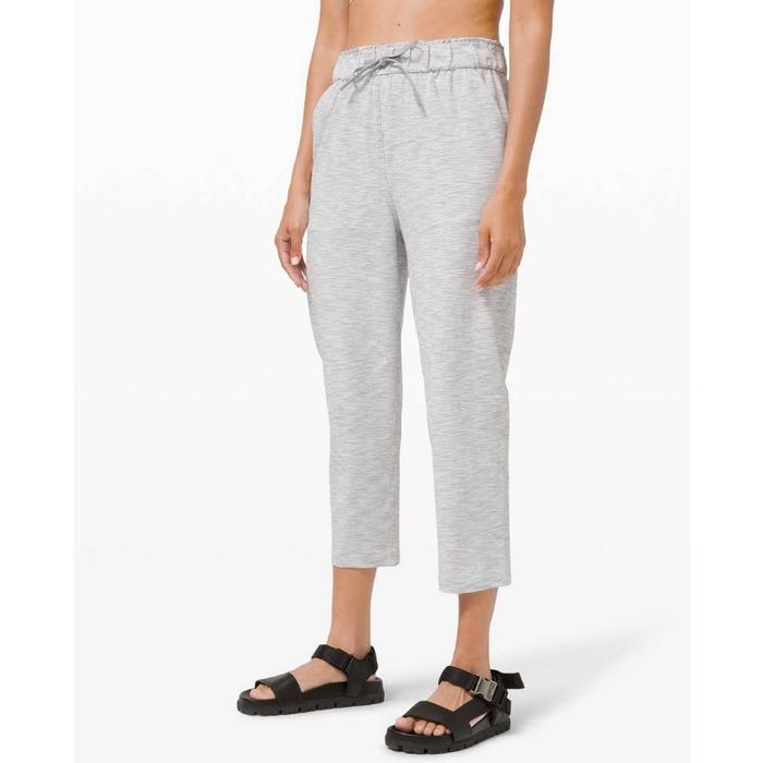 LULULEMON KEEP MOVING PANT SIZE 12 NWT