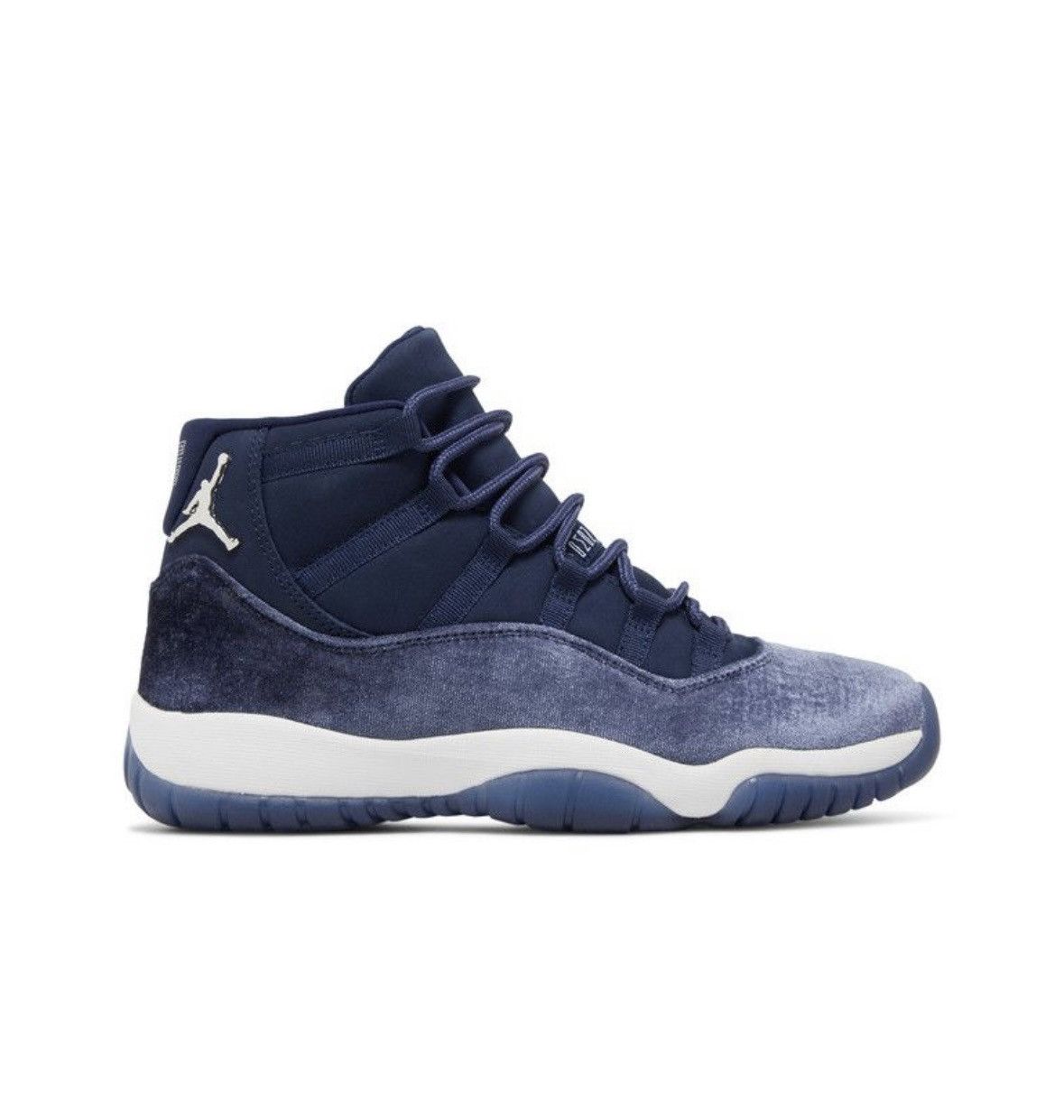 Women’s Midnight Navy Jordan 11s