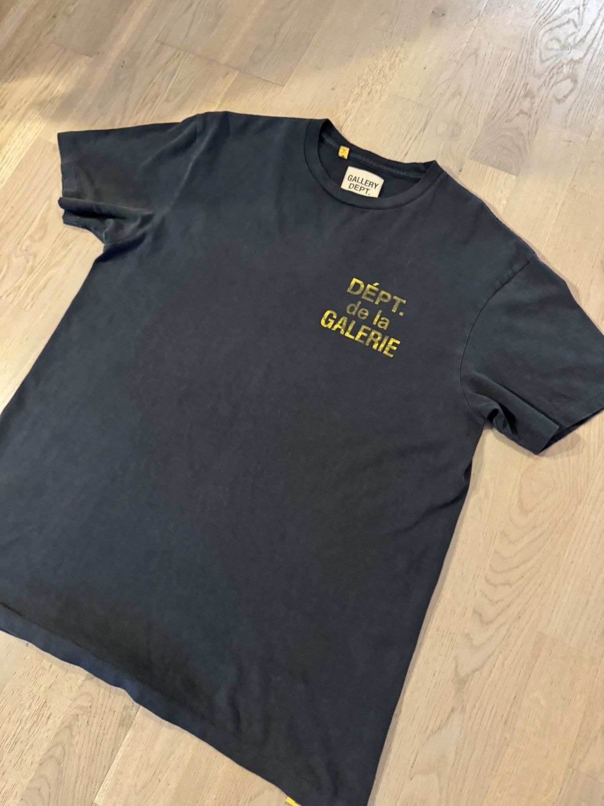 Gallery Dept. GALLERY DEPT. tshirt REAL TAPE MEASUREMENTS IN PHOTOS Size US M / EU 48-50 / 2 - 2 Thumbnail