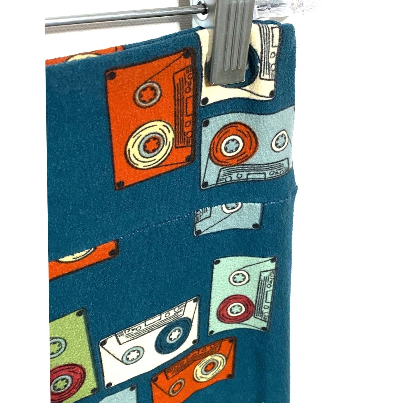 Vintage LULaRoe Leggings Cassette Tapes All Over Print OS TC Teal 80s 90s Retro Y2K Boho Size 36" / US 14 / IT 50 - 4 Thumbnail