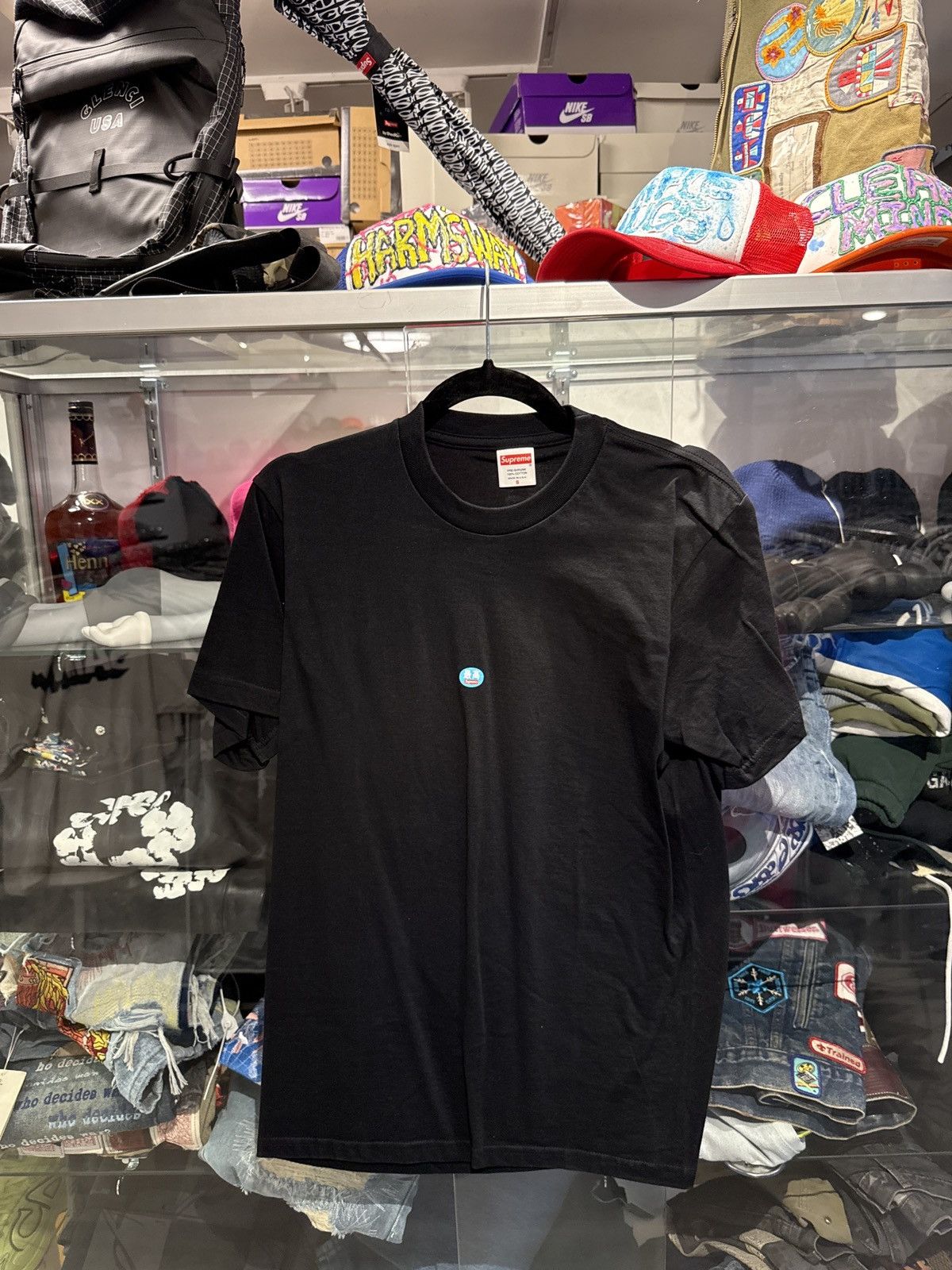 Supreme Supreme Sticker T-Shirt Black Size US S / EU 44-46 / 1 - 1 Thumbnail
