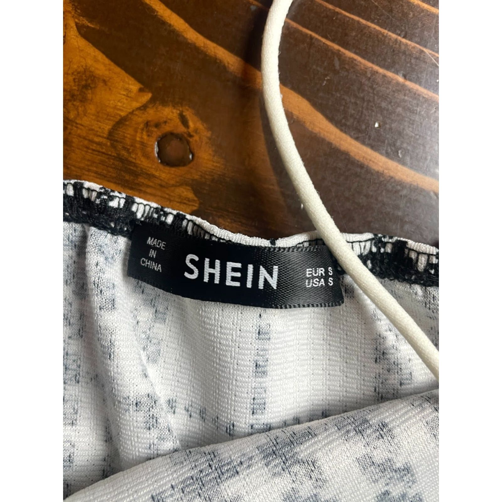 Shein SheIn Women's Size Small Multicolor Plaid Tank Top User: SheIn Women's Size Small Multicolor Plaid Tank Top Size S / US 4 / IT 40 - 6 Thumbnail