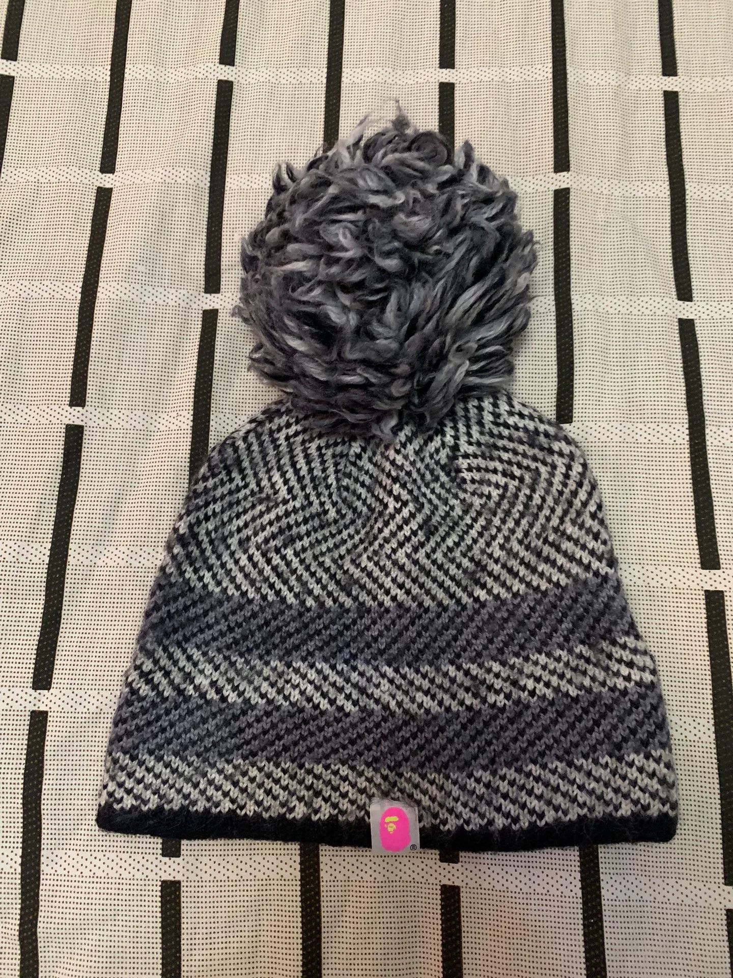 Bape Bape Retro Wool Pink Hat L Men Size ONE SIZE - 1 Thumbnail