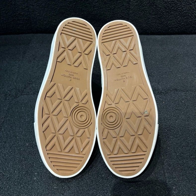 Louis Vuitton Louis Vuitton White checkerboard high-top shoes Size US 7.5 / EU 40-41 - 5 Thumbnail