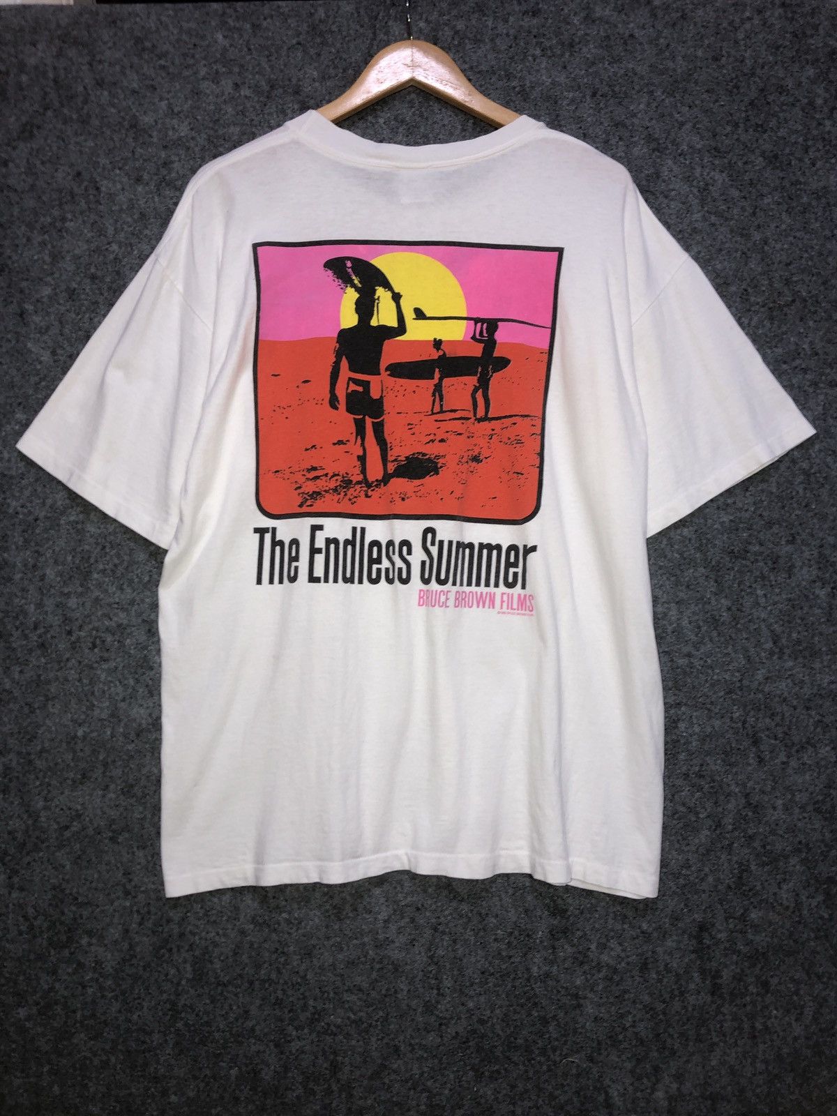 Vintage Vintage The Endless Summer Bruce Brown's Films T-Shirt Size US XL / EU 56 / 4 - 1 Thumbnail