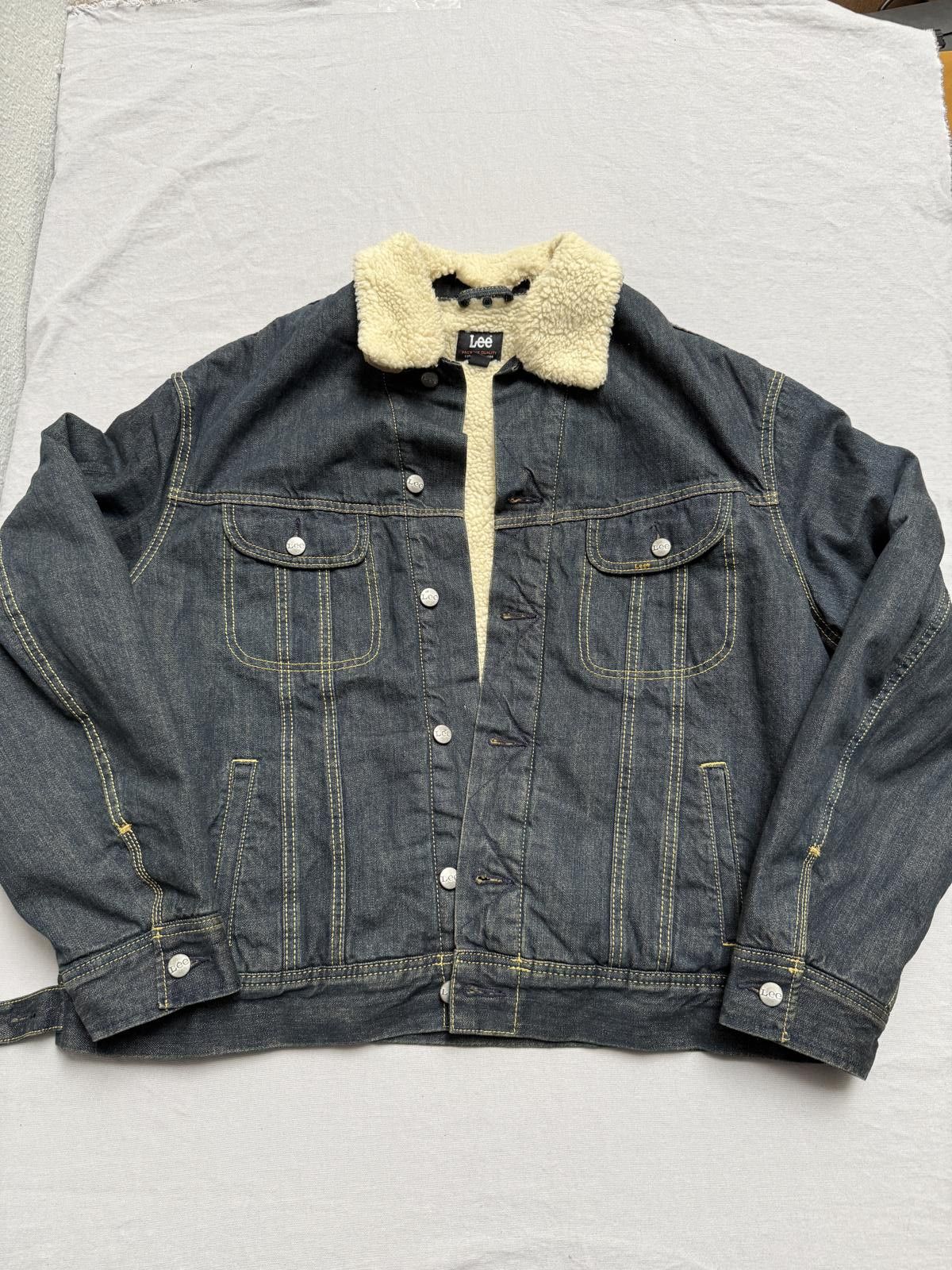 Designer Vintage Lee Denim Jean Jacket Sherpa Style Lining XL Size US XL / EU 56 / 4 - 1 Thumbnail