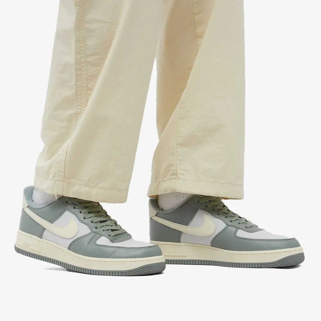 Nike 💚 2023 Nike Air Force 1 '07 LX Mica Green/Coconut Milk NEW Size US 8 / EU 41 - 5 Thumbnail