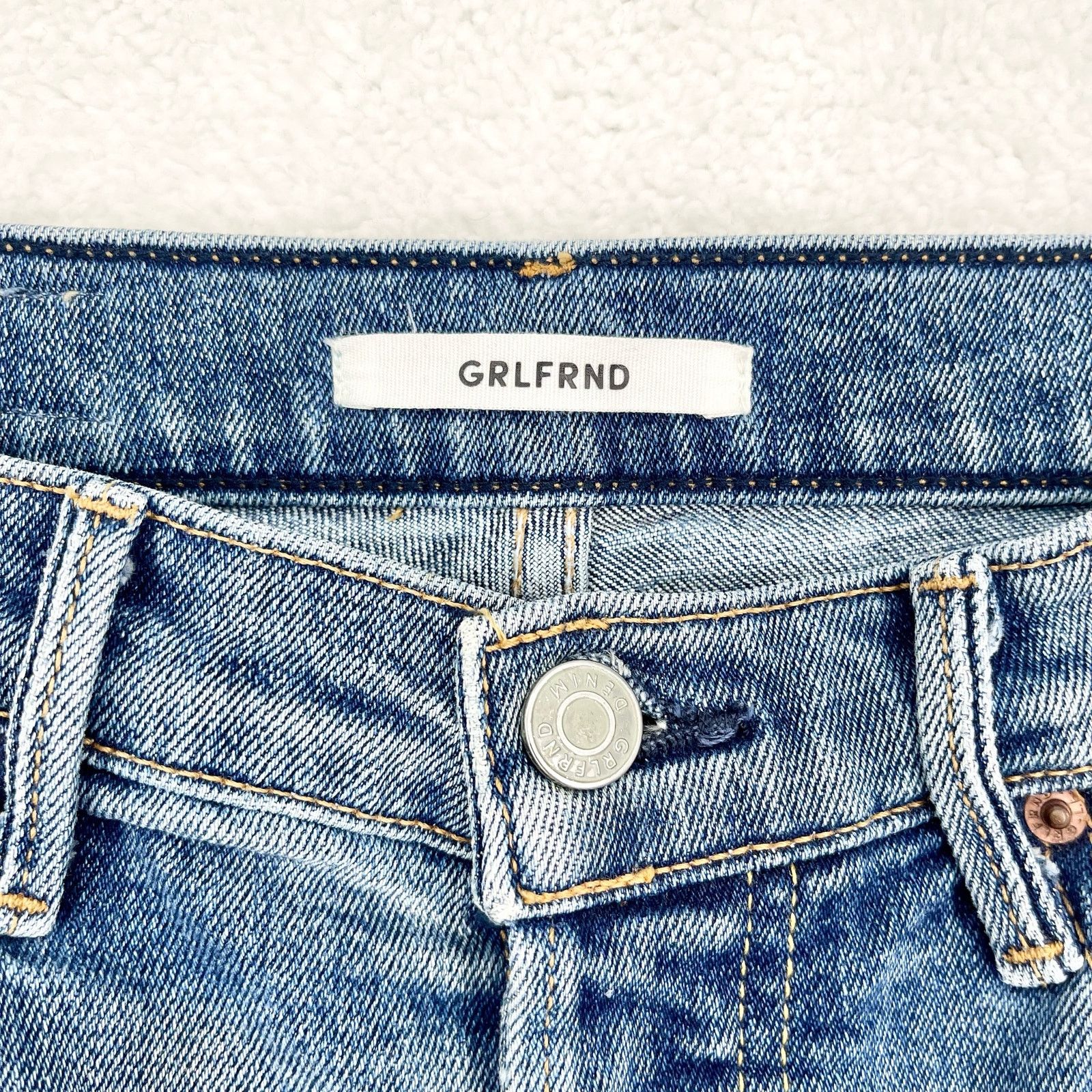 GRLFRND Grlfrnd Karolina Mid Rise Straight Leg Slashed Jeans Size 26 Size 26" / US 2 / IT 38 - 5 Thumbnail
