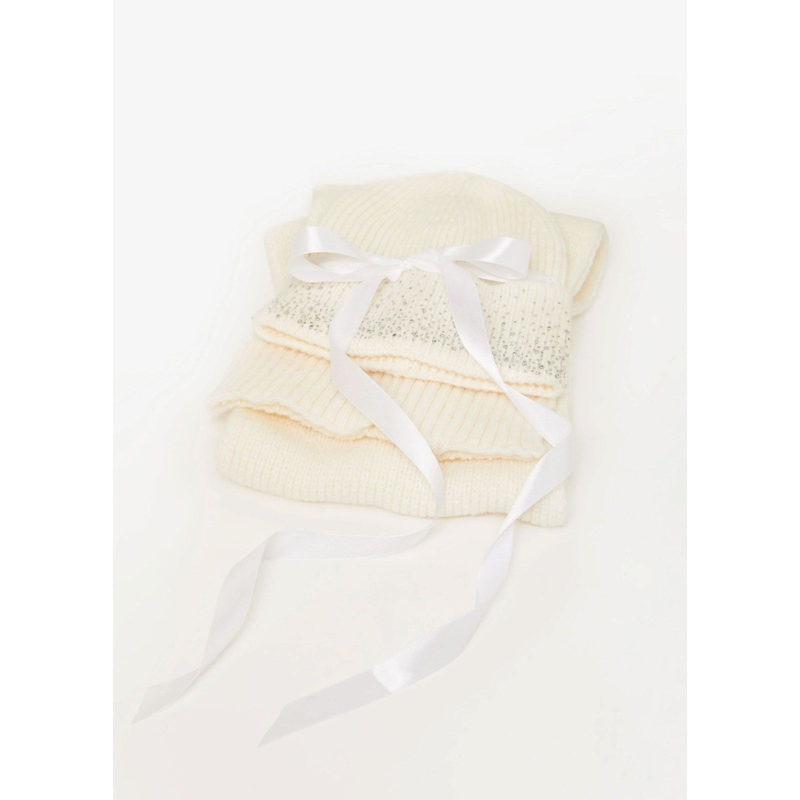 Other NEW Crystal Embellished Soft Rib Knit Hat & Scarf Gift Set Size ONE SIZE - 4 Thumbnail