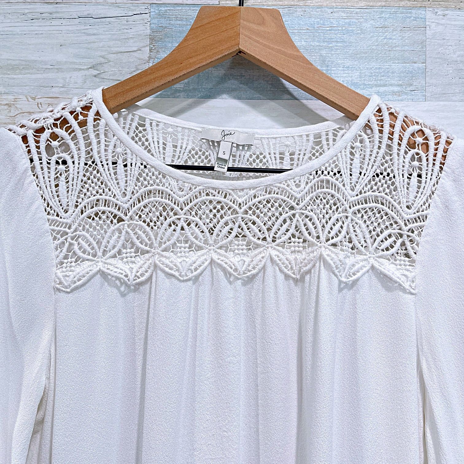 Joie JOIE Coastal Lace Crochet Trim Top Blue Porcelain Relaxed S Size S / US 4 / IT 40 - 2 Thumbnail