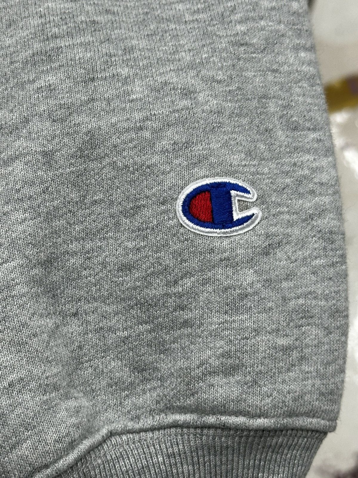 Champion Grey champion hoodie with cool logo Size US S / EU 44-46 / 1 - 3 Thumbnail
