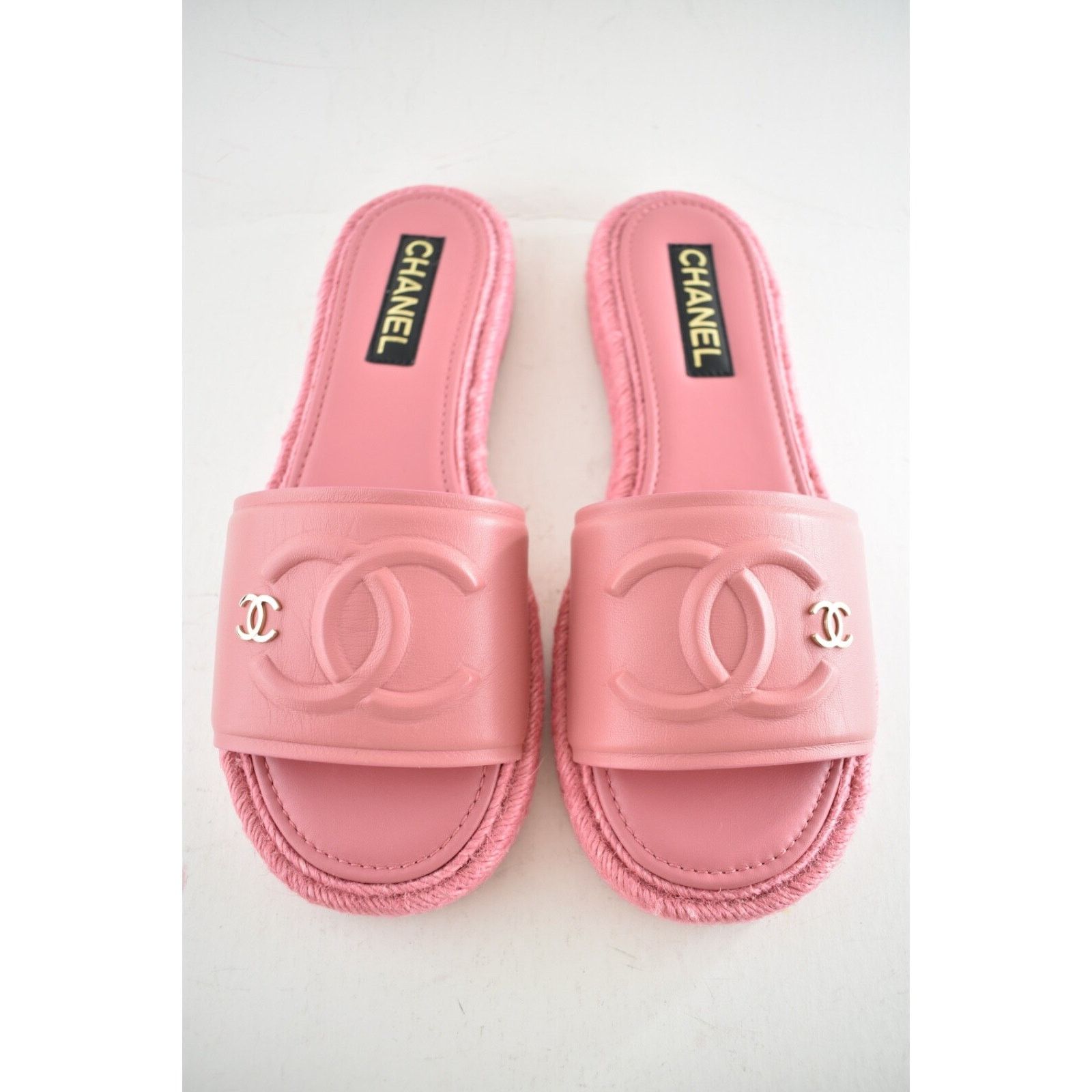 Chanel Chanel 23C Pink Lambskin Leather CC Logo Slide Sandal Slip Size US 12 / IT 42 - 9 Thumbnail