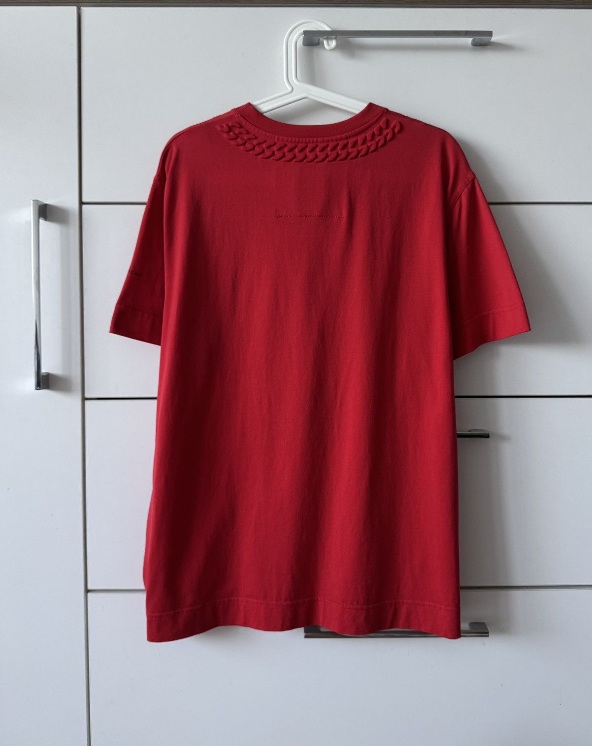 Givenchy Givenchy Red Embossed Chain Collar T-Shirt Size L / US 10 / IT 46 - 5 Thumbnail