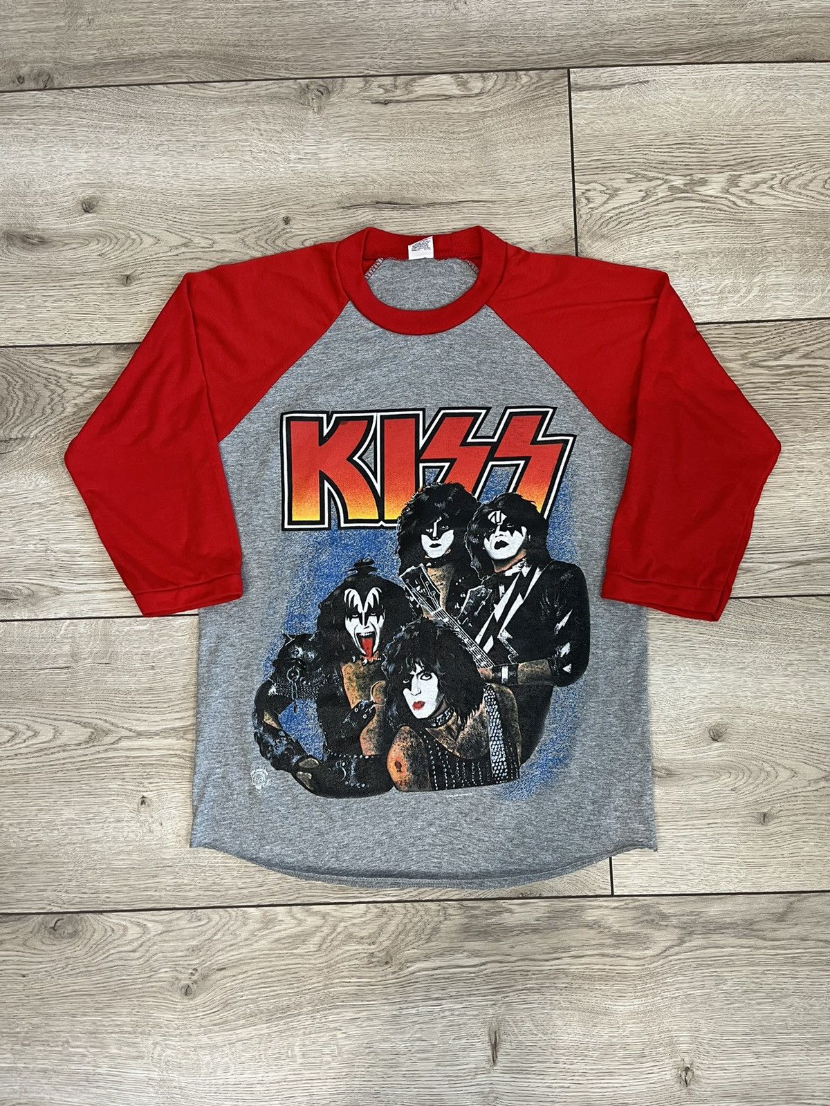 image of Band Tees x Kiss Band Vintage 1983 Kiss Band 3/4 T Shirt Single Stitched Raglan in Grey (Size Small