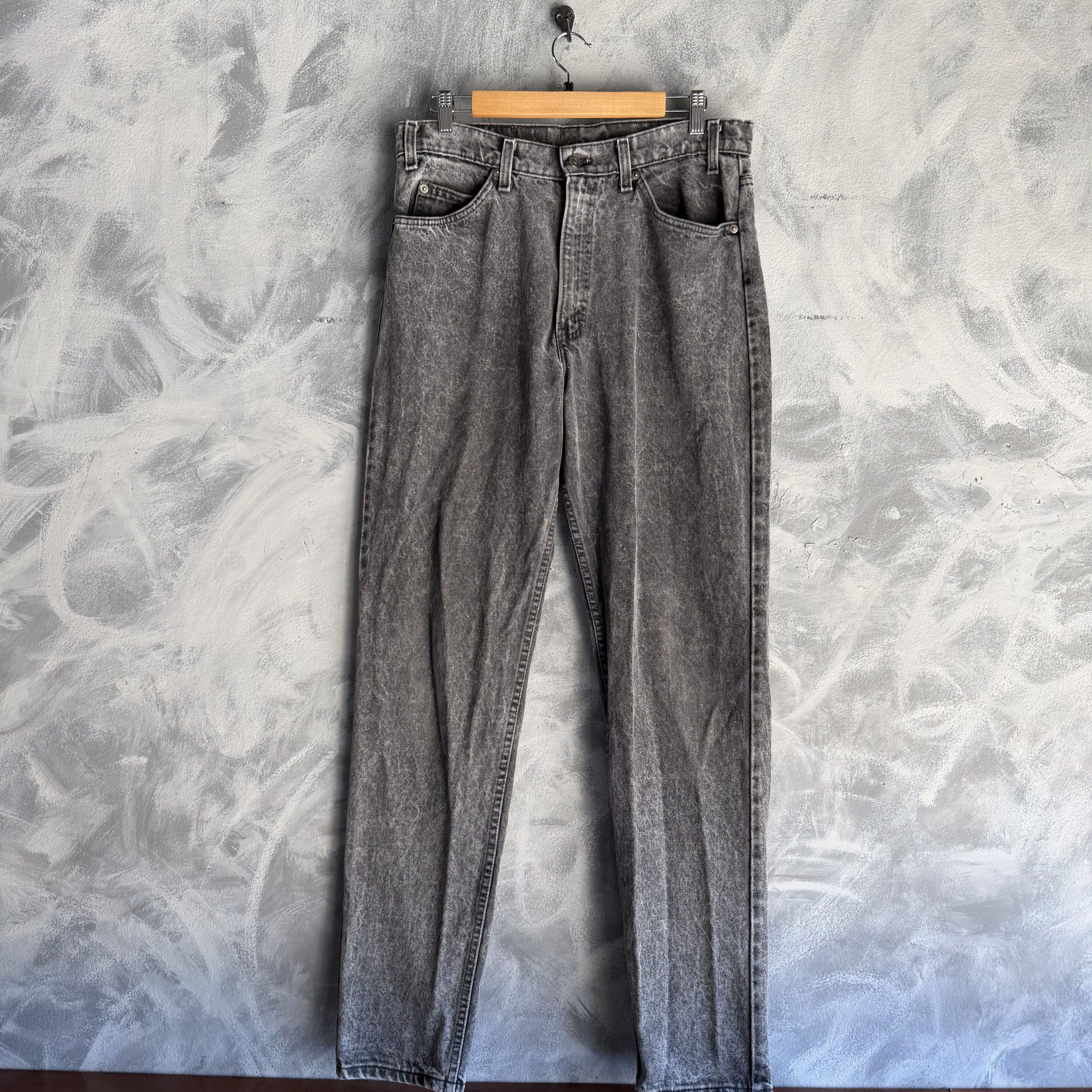 Levi's Vtg Levis 550 Jeans Mens Black 90s Made In USA Baggy Tapered Size US 34 / EU 50 - 1 Thumbnail