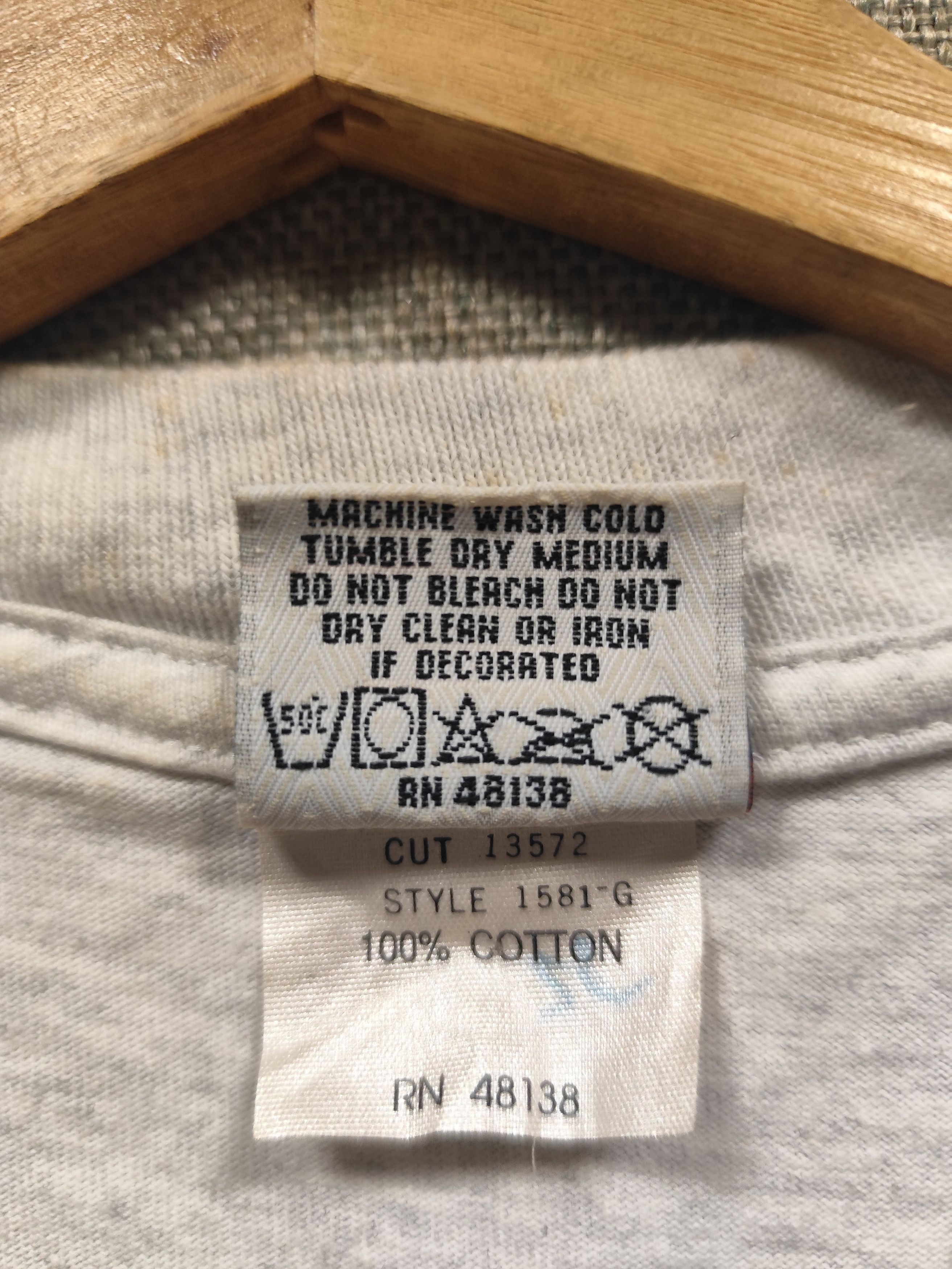 Nutmeg × Vintage vintage 90s t shirt havard logo embroidery Size US M / EU 48-50 / 2 - 7 Thumbnail