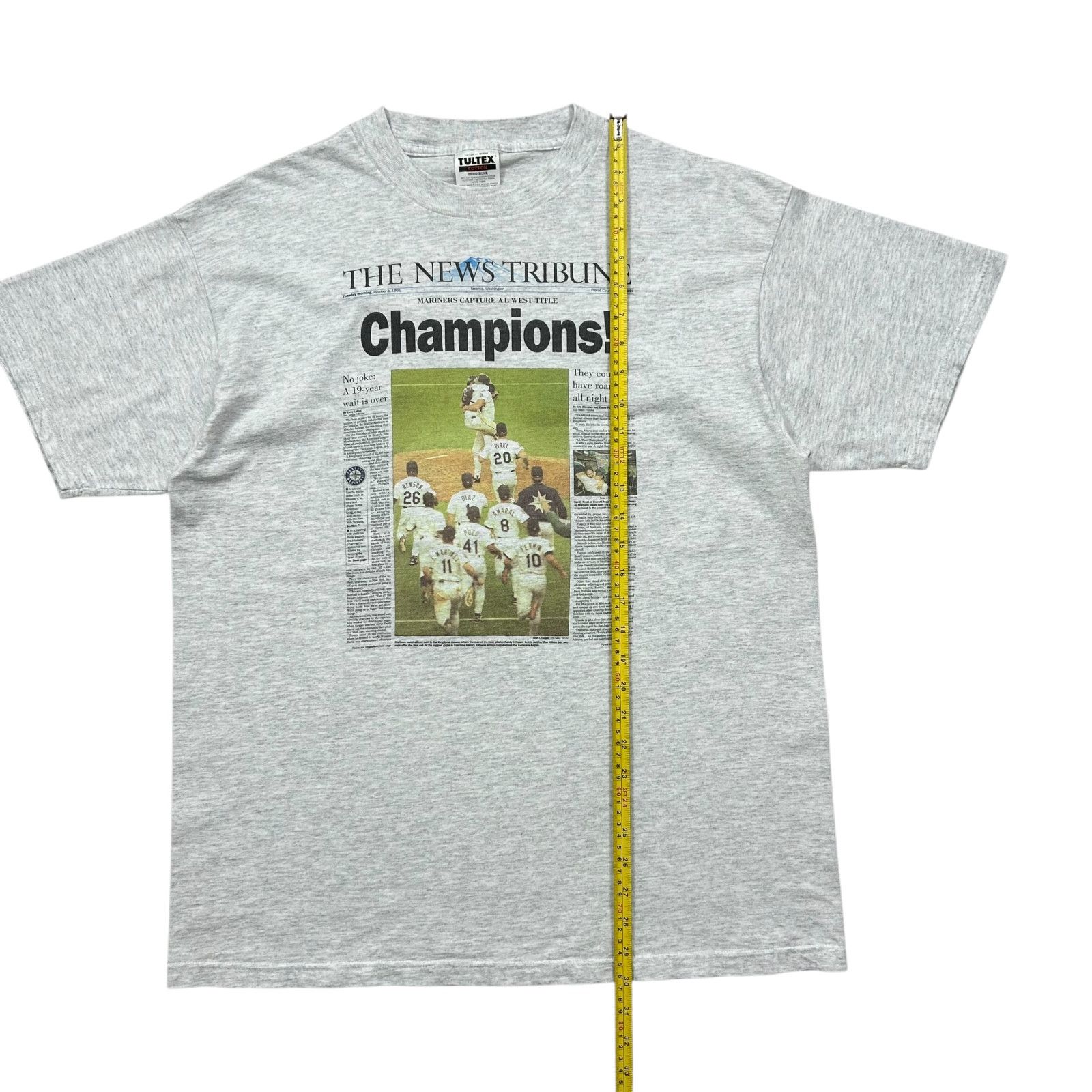 MLB VTG 90s MLB SEATTLE MARINERS 1995 NEWSPAPER CHAMPIONS Size US XL / EU 56 / 4 - 5 Thumbnail