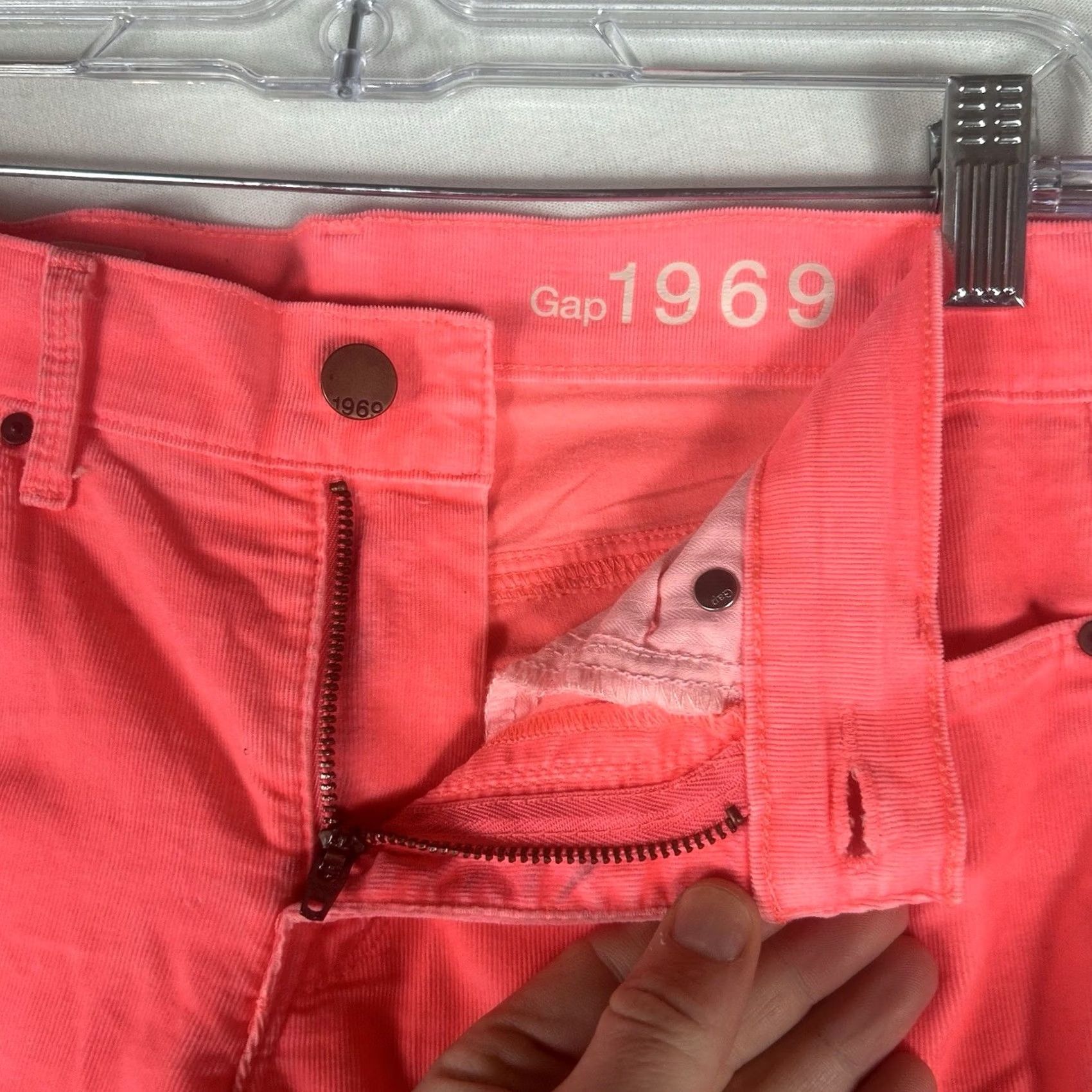 Gap Gap 1969 Velour Corduroy Chino Pants Women 26 Regular Pink Size 26" / US 2 / IT 38 - 6 Thumbnail