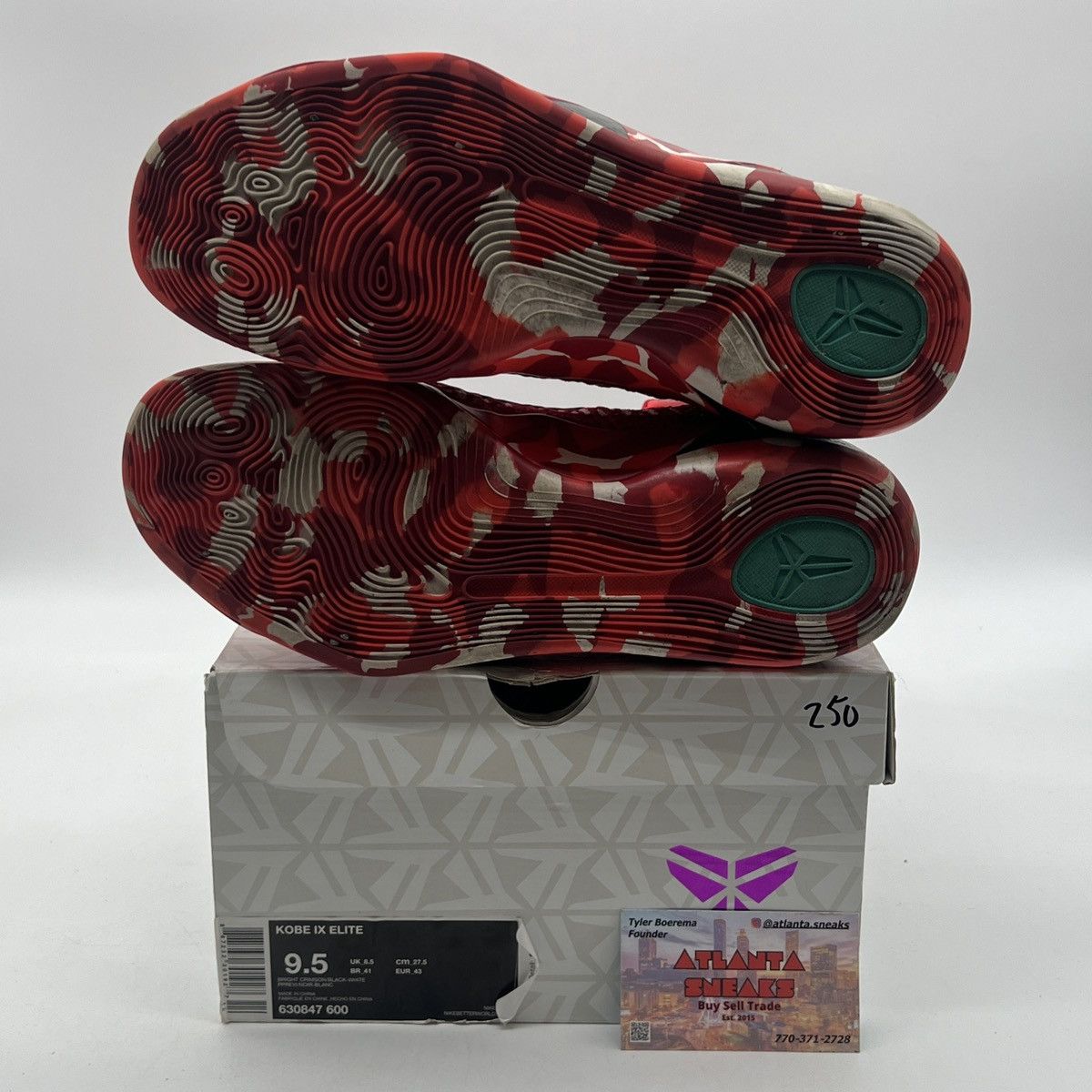 Jordan Brand Kobe 9 elite Christmas Size US 9.5 / EU 42-43 - 8 Thumbnail