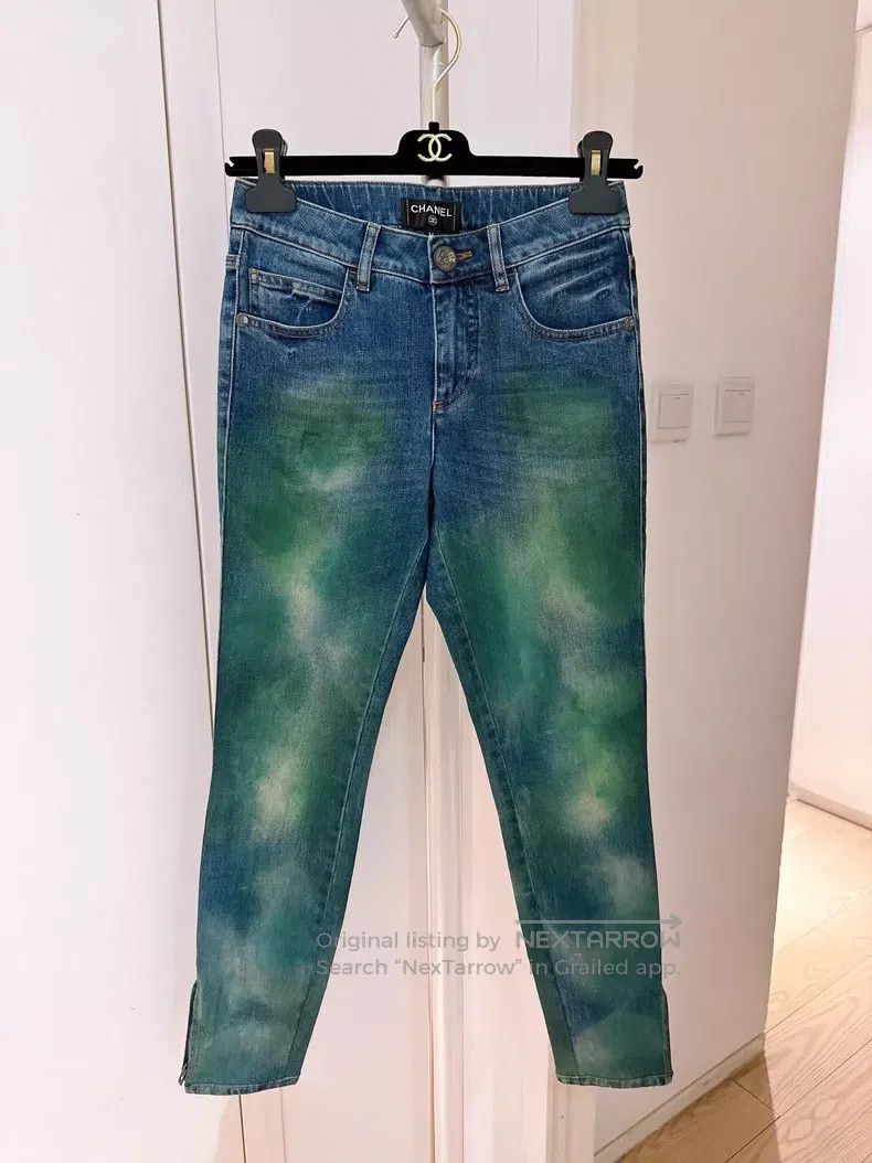 Chanel Graffiti rendering jeans