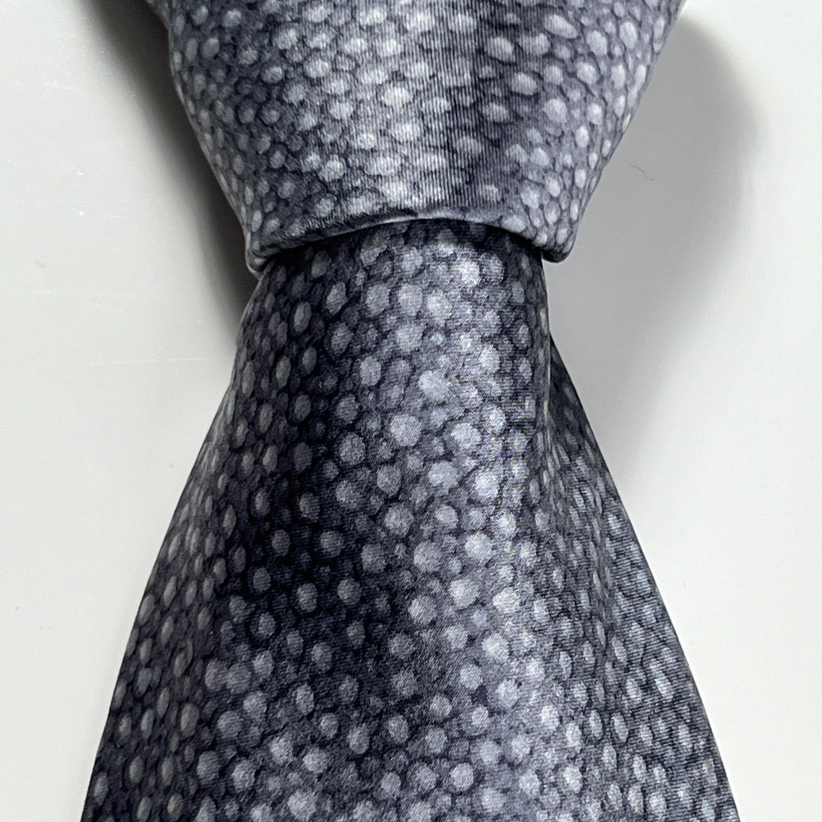 Gianfranco Ferre Gianfranco Ferre Men's Made In Italy Gray 100% Silk Necktie Size ONE SIZE - 4 Thumbnail