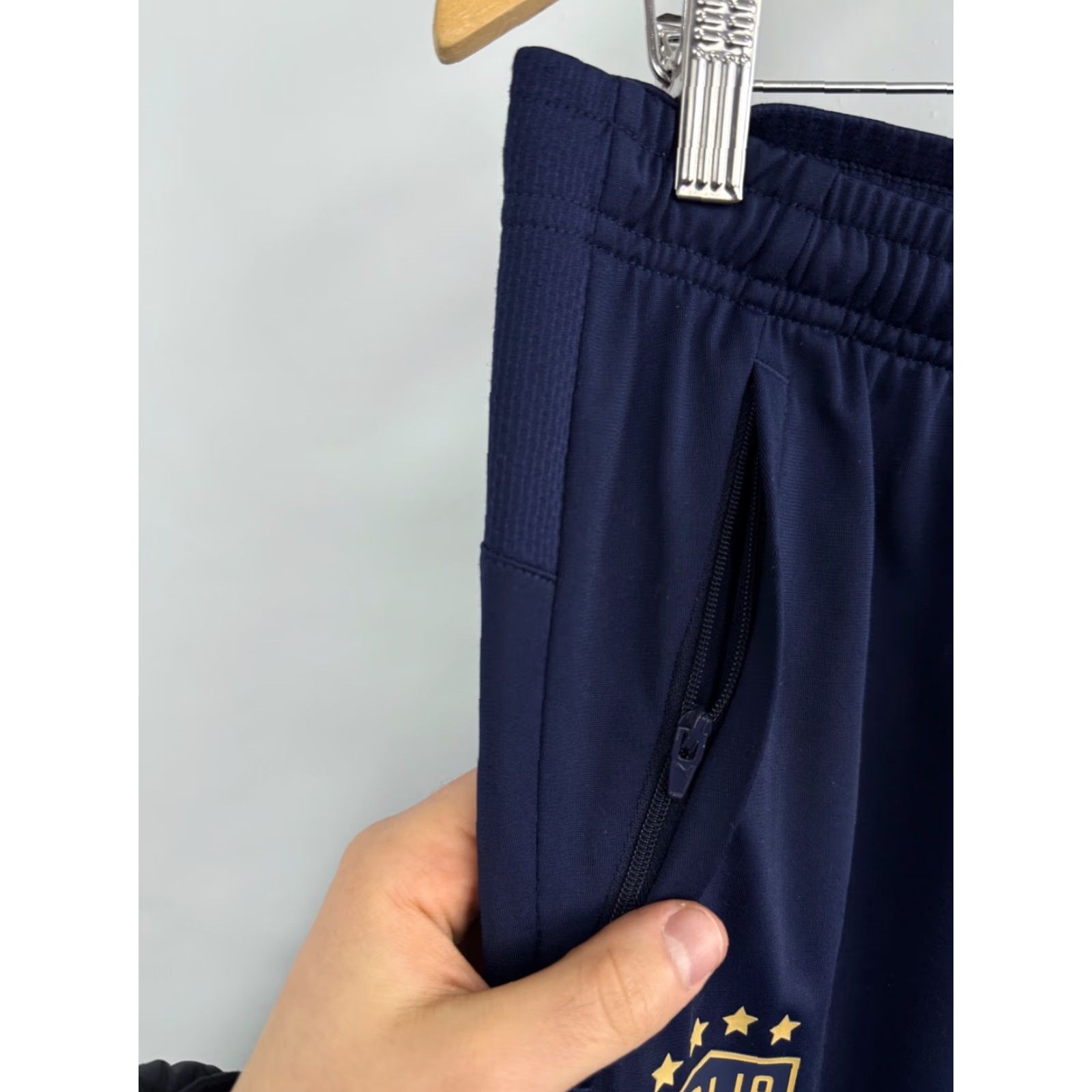 Vintage VINTAGE Puma Italy Soccer Jogger Pants Jersey Retro Rare Hype L Dark Blue Men Size US L / EU 52-54 / 3 - 7 Thumbnail