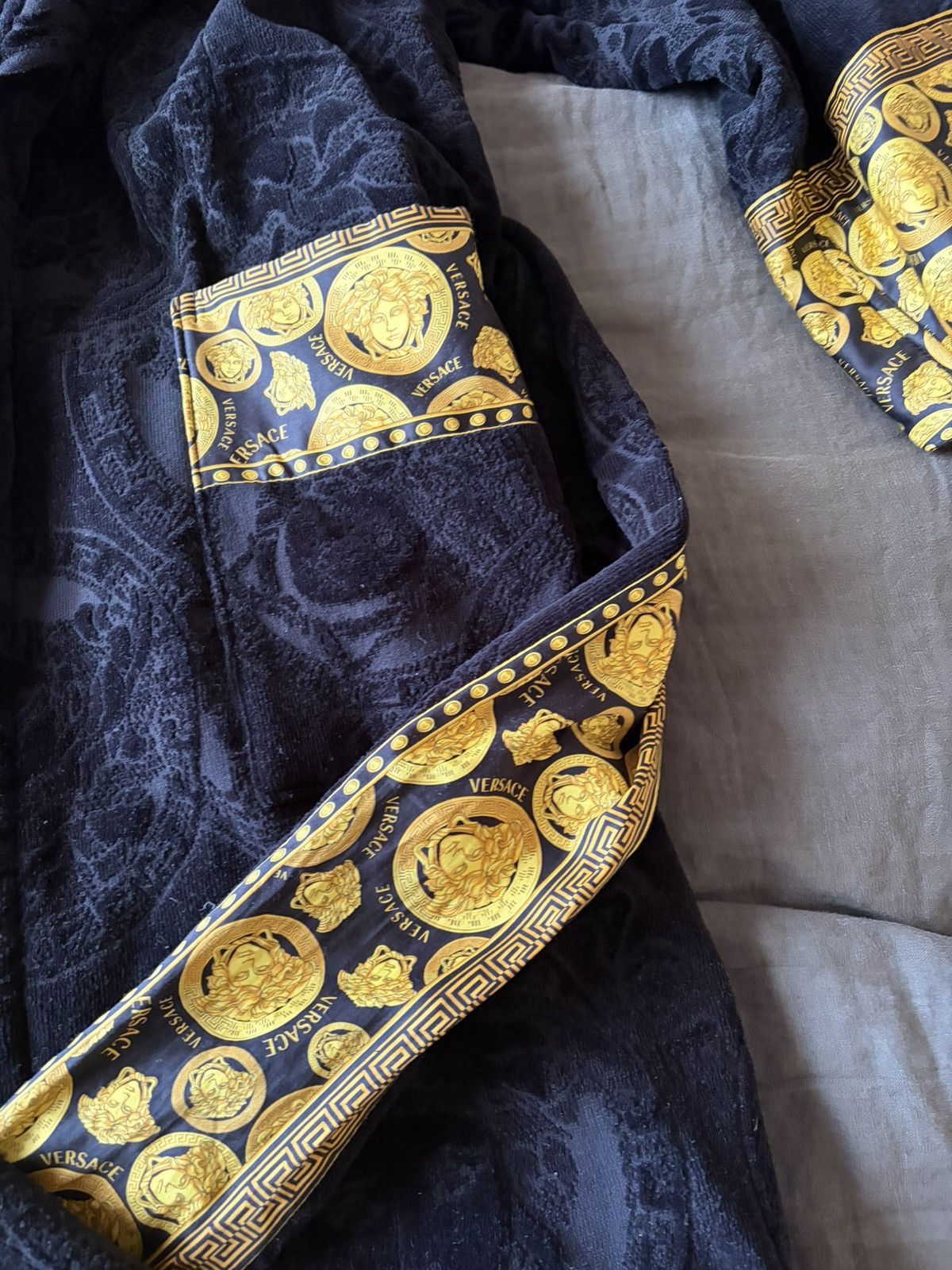 Versace Rare Versace Medusa Baroque Bathrobe Size ONE SIZE - 3 Thumbnail