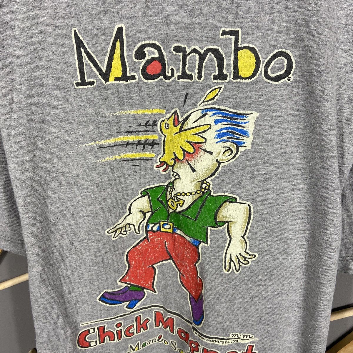 Vintage Vintage 2001 Mambo Australia Chic Magnet T-shirt Size US L / EU 52-54 / 3 - 12 Thumbnail