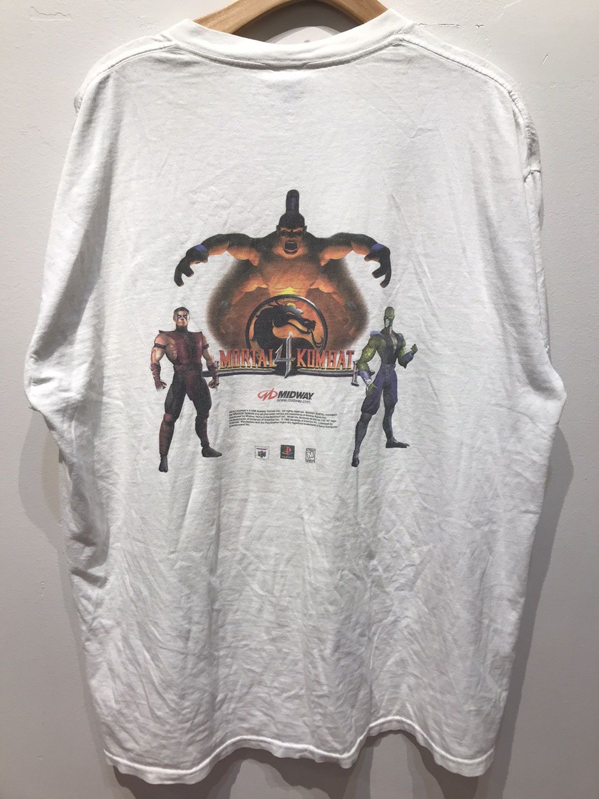 Nintendo 1997 vintage retro mortal kombat 4 Nintendo video game promo Size US XL / EU 56 / 4 - 1 Thumbnail