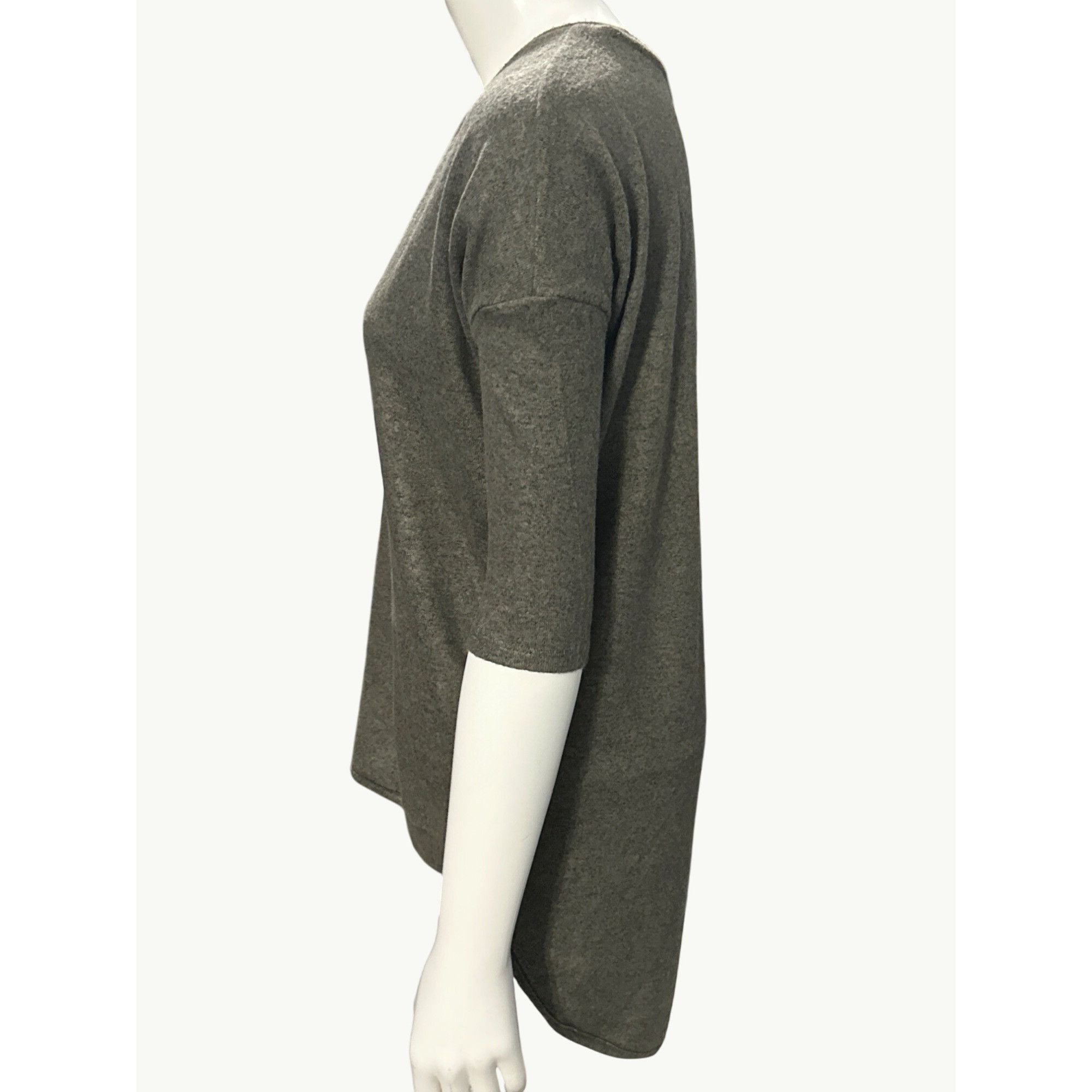 Express Express V Neck Dolman Sleeve Tunic Top XS Rayon Blend Made G Size XS / US 0-2 / IT 36-38 - 2 Thumbnail