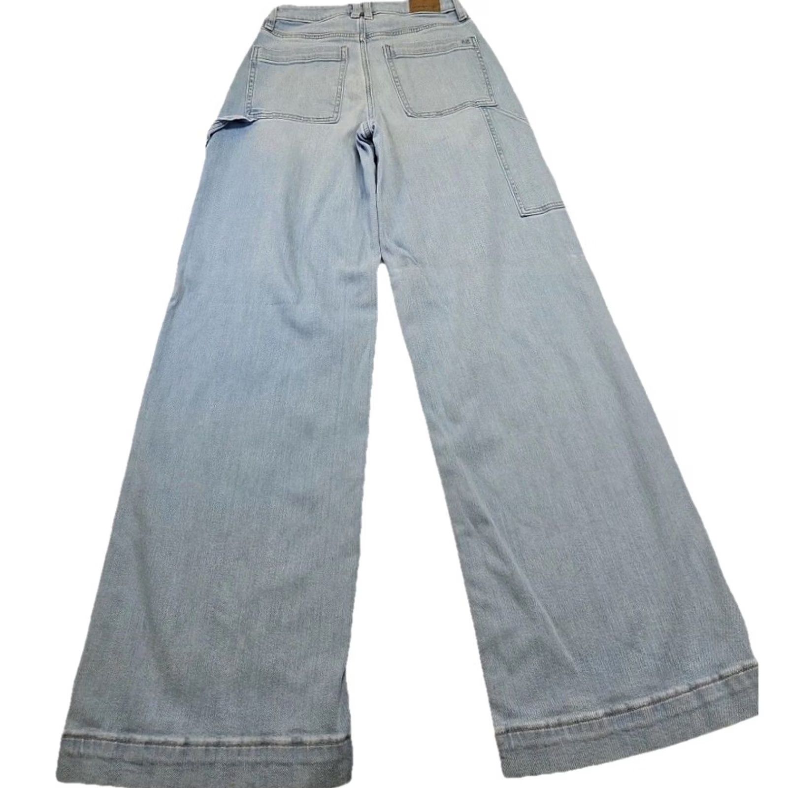 American Eagle Outfitters American Eagle Outfitters Women’s Jeans Wide-Leg Light Wash High Rise Stretch Denim 2 XS? Size 42" / US 20 - 7 Thumbnail
