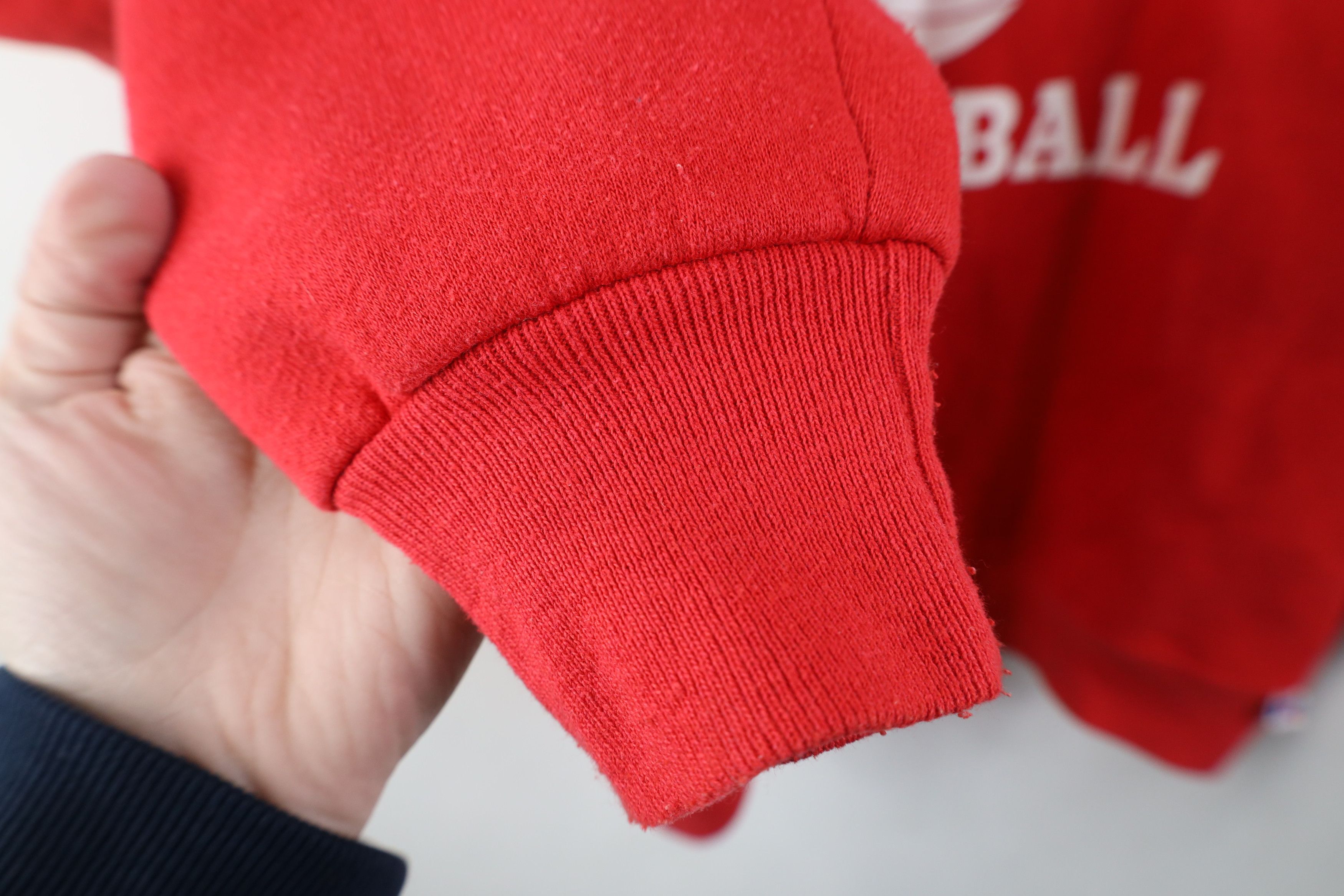 Russell Athletic Vintage 90s Russell Athletic Basketball Sweatshirt Red USA Size US L / EU 52-54 / 3 - 9 Thumbnail