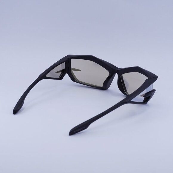 Givenchy Givenchy GV40049I 02C Sunglasses Matte Black Geometric Frame Size ONE SIZE - 8 Thumbnail