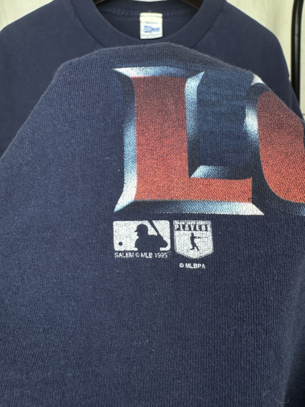 Salem Sportswear Vintage 1995 Kenny Lofton Cleveland Indians Salem USA Tee Size US L / EU 52-54 / 3 - 8 Thumbnail