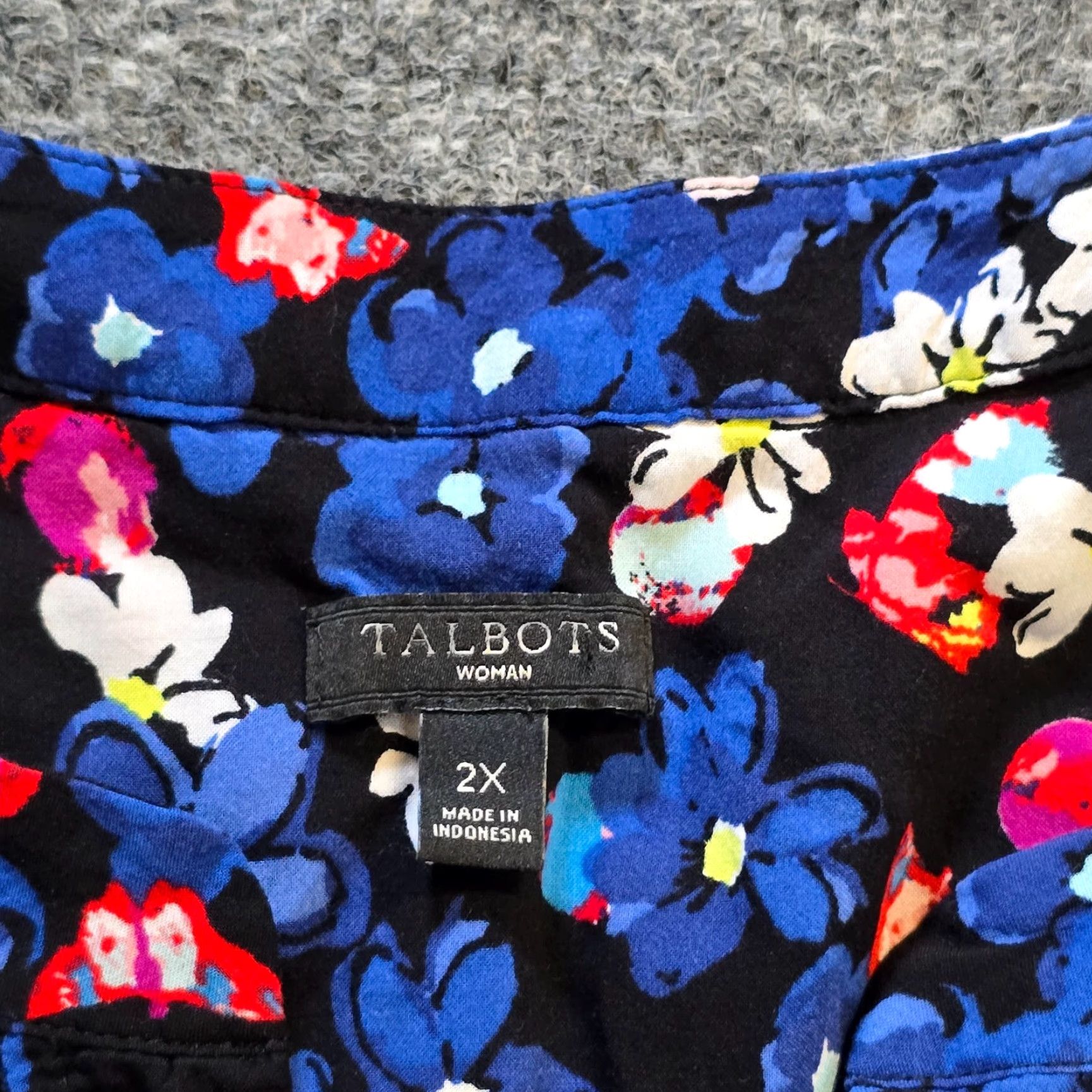 Talbots Talbots Blouse Womens 2X Blue Floral Popover Lightweight 3/4 Sleeve Casual Career Dressy All Seasons Womens Size XXL / US 16-18 / IT 52-54 - 3 Thumbnail