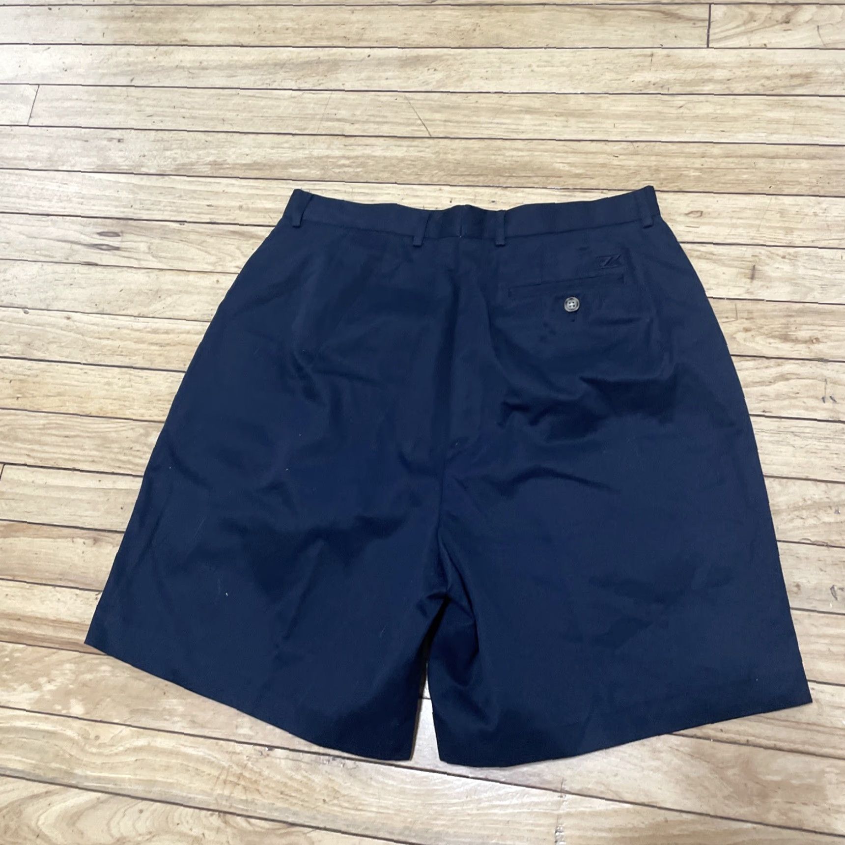 Cutter & Buck VINTAGE Cutter & Buck Pleated Golf Shorts Women 14S Blue Preppy Retro 90s Y2k Streetwear Size 36" / US 14 / IT 50 - 2 Thumbnail