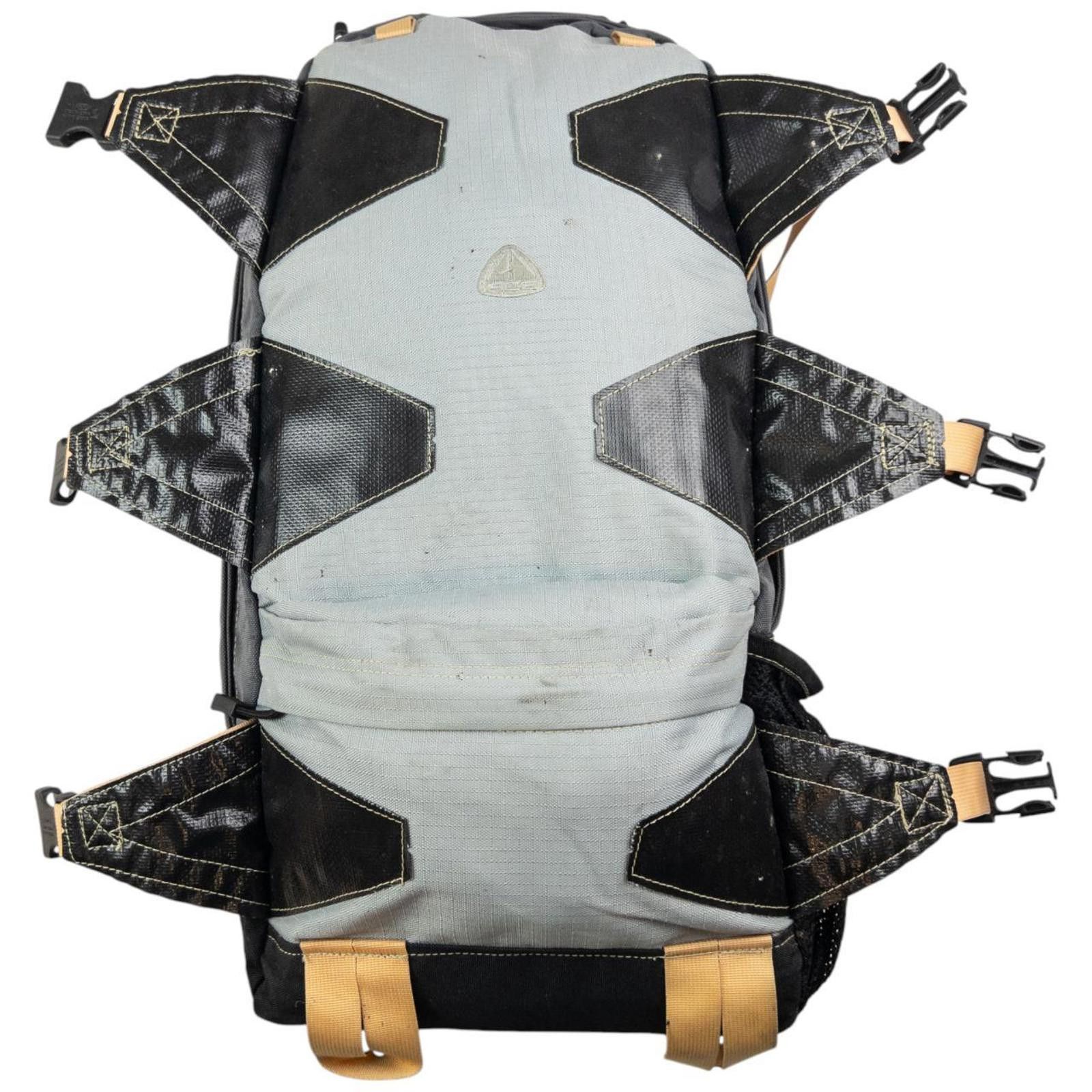 Nike Vintage Nike ACG Buckle Backpack Size ONE SIZE - 2 Thumbnail