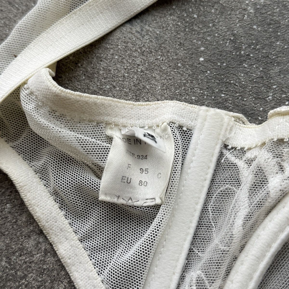 Dior Christian Dior Vintage Embroidered Lace Mesh Bra Size ONE SIZE - 12 Thumbnail