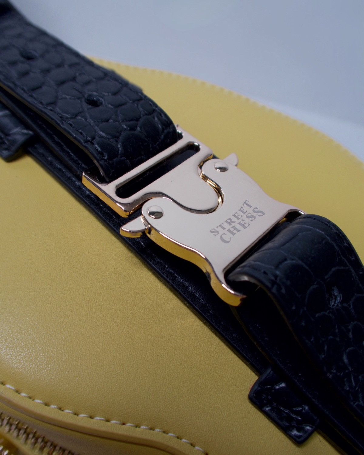 Designer × Other “Cartier Crash” leather bag Size ONE SIZE - 5 Thumbnail