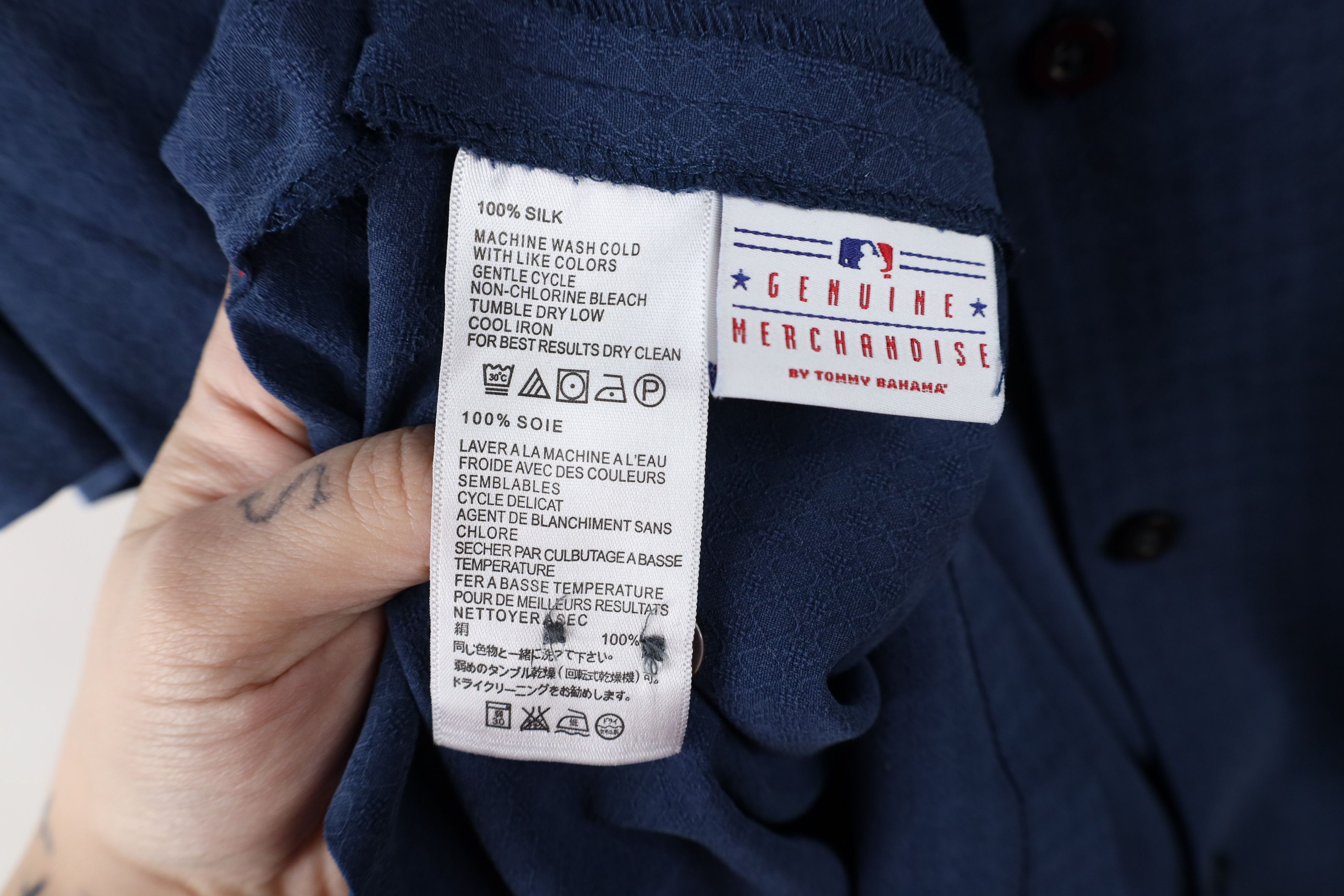 Tommy Bahama × Vintage Vintage Tommy Bahama Baseball Baseball Button Shirt Blue Size US XL / EU 56 / 4 - 12 Thumbnail