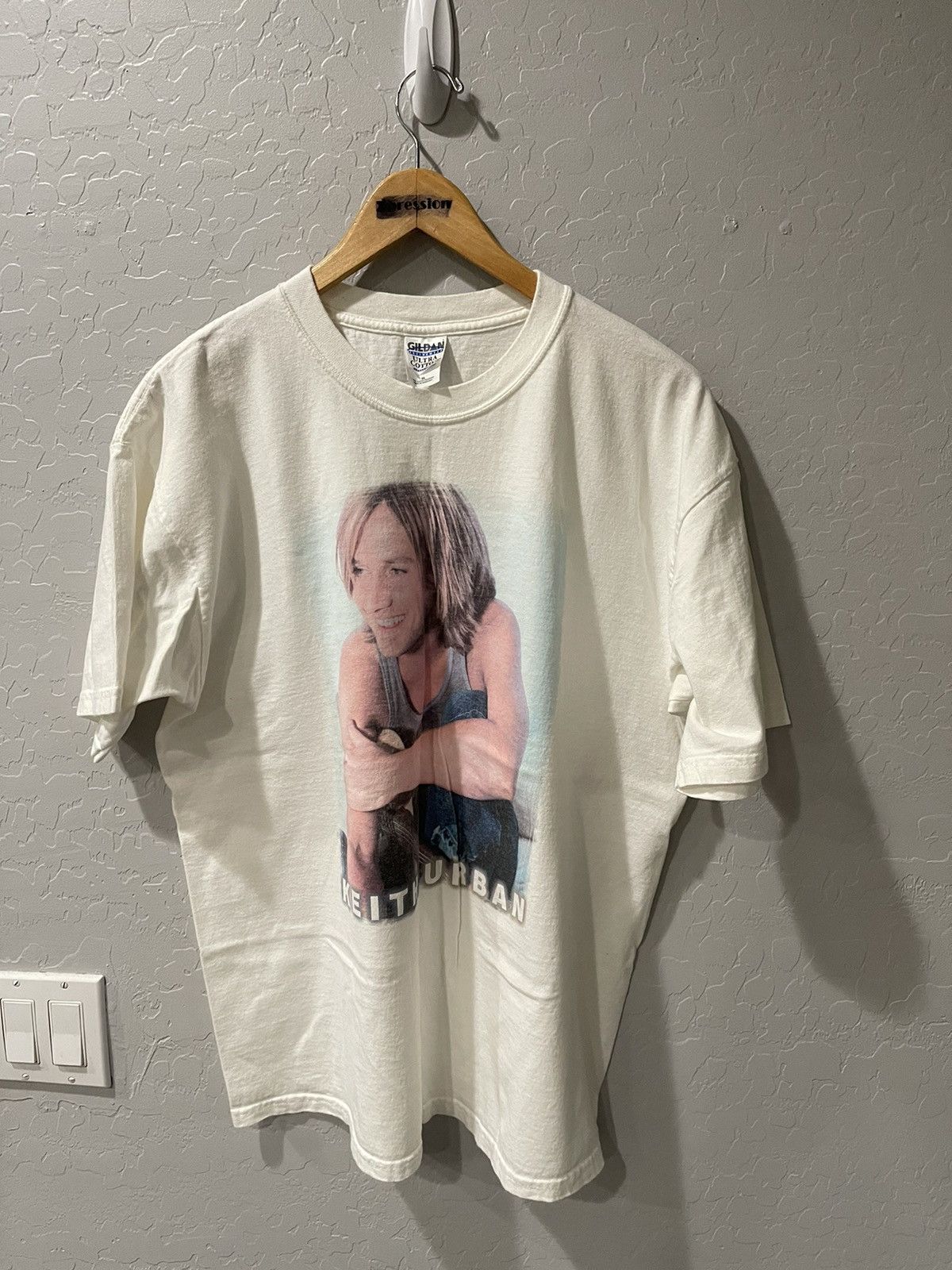 Gildan Vintage Y2K Keith Urban Tour Merch Music Shirt Size Large Size US L / EU 52-54 / 3 - 1 Thumbnail