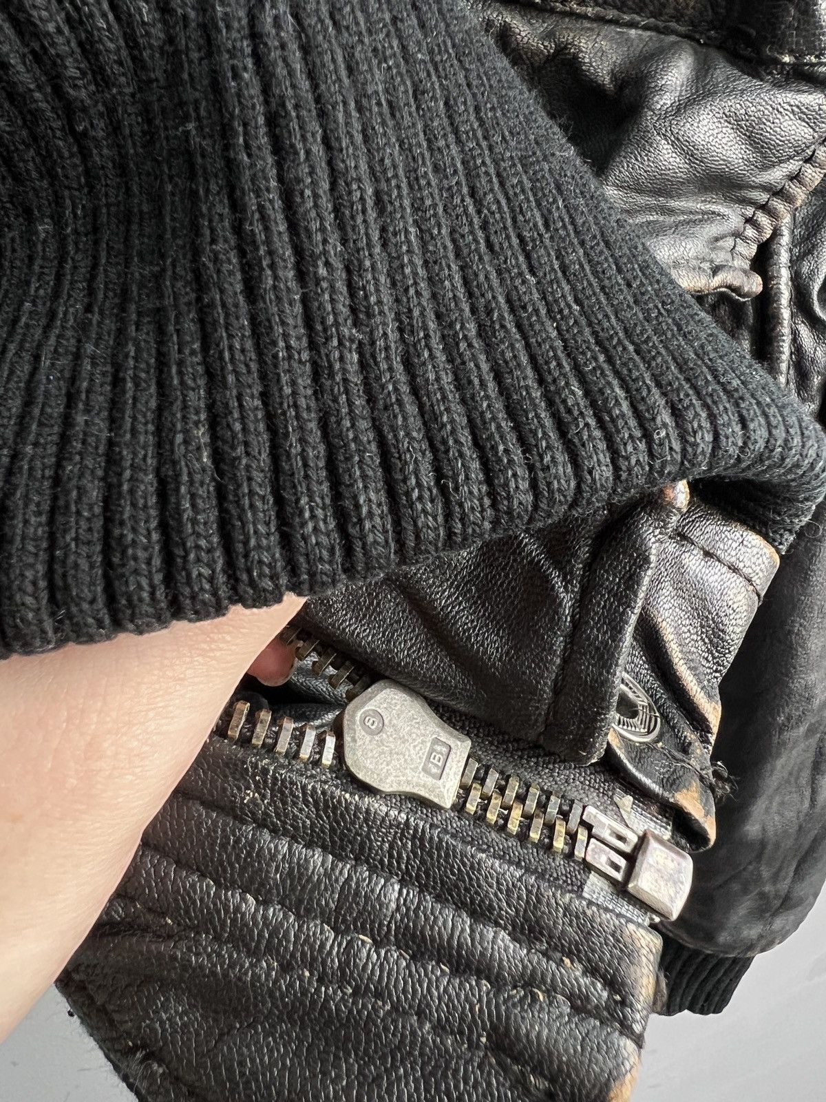 Japanese Brand Vtg 90s alpha industries style leather faded jacket y2k Size US M / EU 48-50 / 2 - 5 Thumbnail