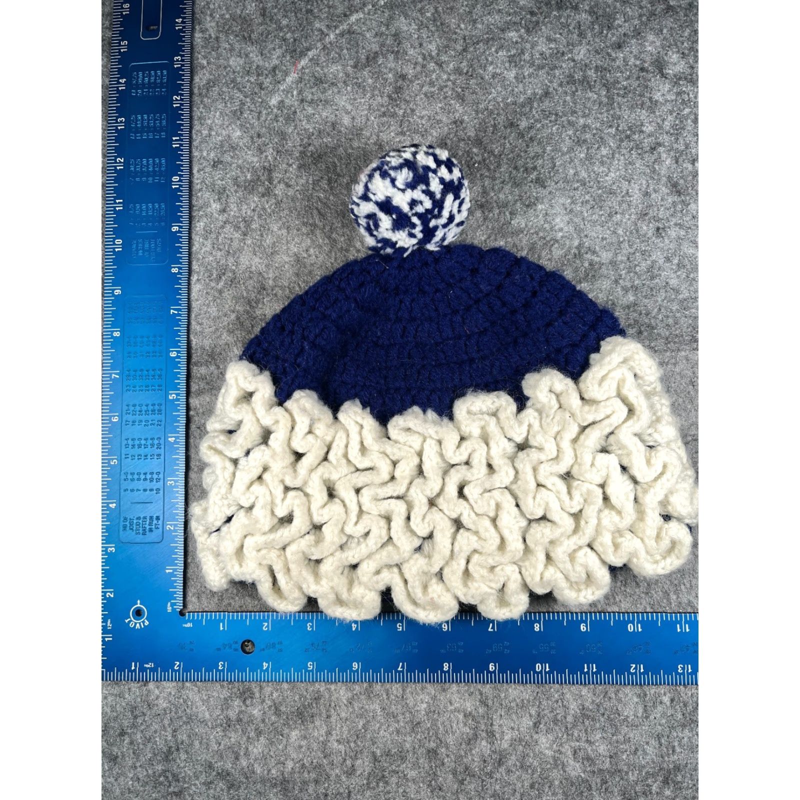 Vintage Beanie Chunky Toque Women One Size Blue White Crochet Knit Acrylic Blend Pom Knit Hat Womens Beanie CHUNKY Beanie Toque Ski Theme Vintage No Size ONE SIZE - 4 Thumbnail