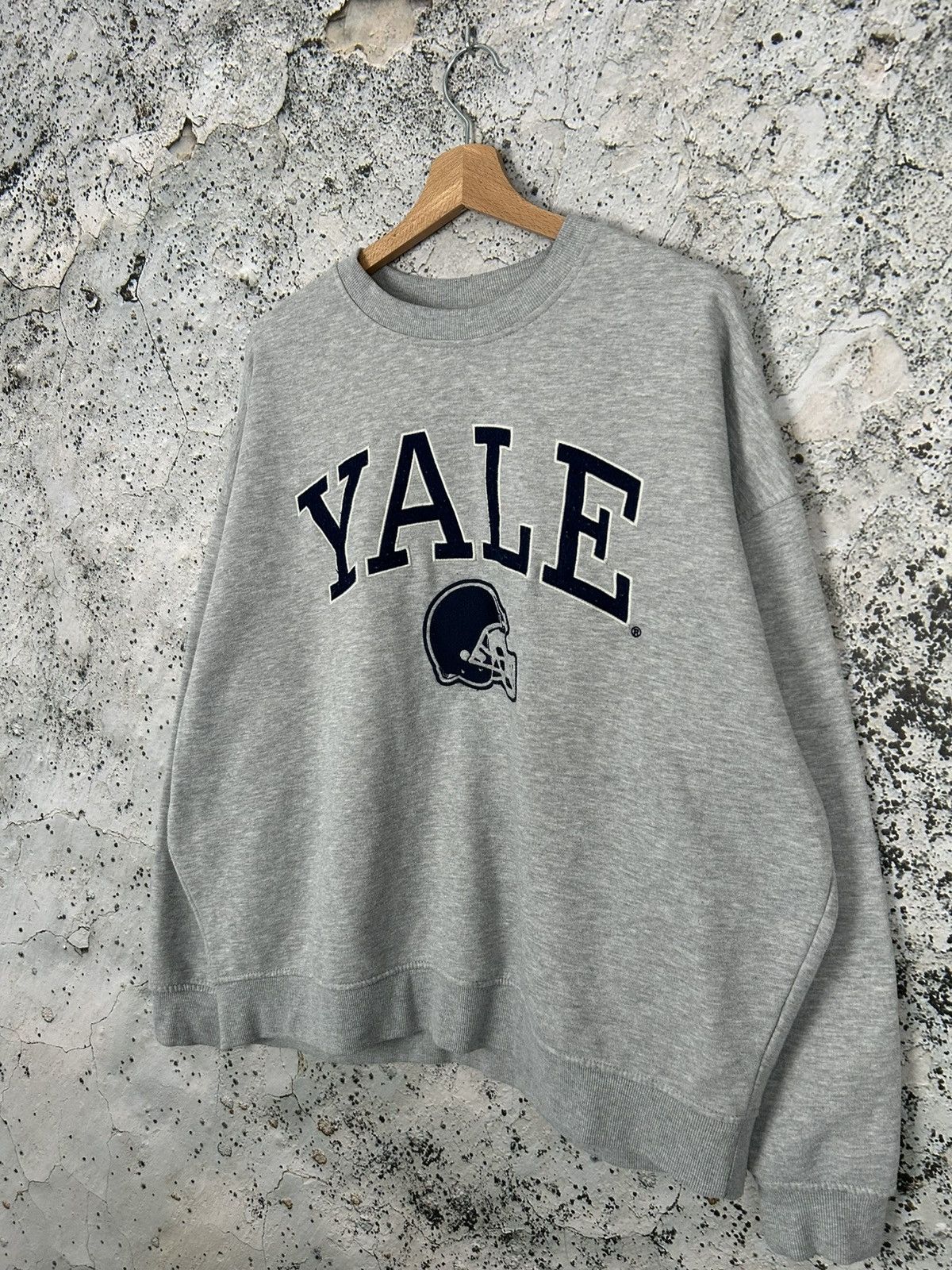 Vintage YALE University Crewneck Boxy Fit Baggy Rap Streetwear Skate Size US M / EU 48-50 / 2 - 2 Thumbnail