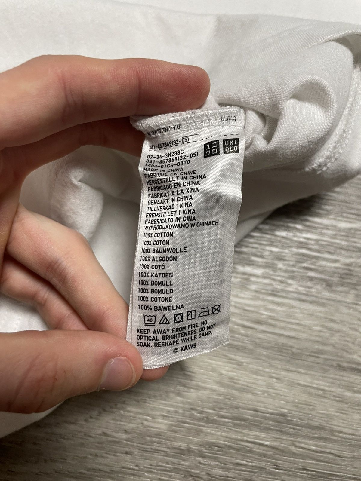 Kaws × Uniqlo Kaws x Uniqlo Peace For All T-Shirt Size US M / EU 48-50 / 2 - 7 Thumbnail