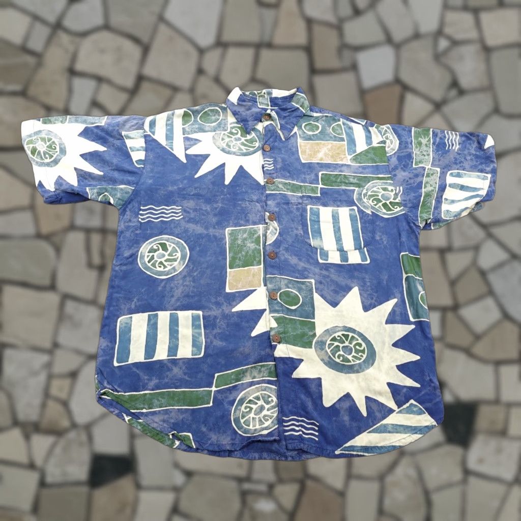 The Territory Ahead VINTAGE Territory Ahead Shirt Mens Large Blue Abstract Sun Tribal Rayon Camp Button Up Size US L / EU 52-54 / 3 - 1 Thumbnail