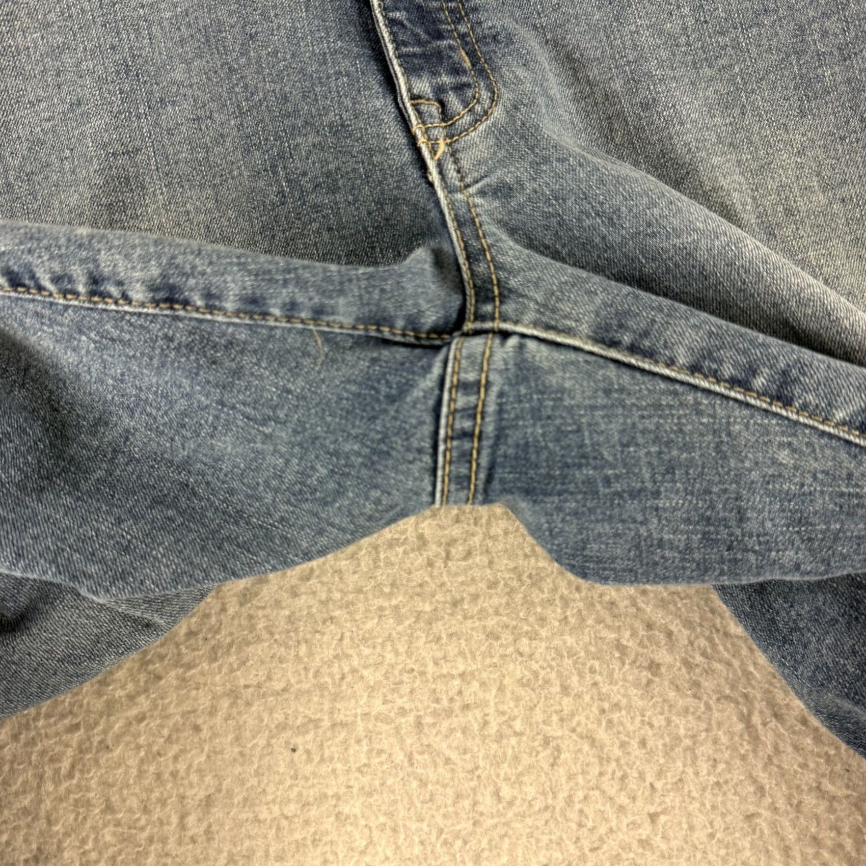 Rebecca Minkoff Rebecca Minkoff Jeans Womens 6P Petite Blue Denim Skinny Mid Rise Raw Hem 90s Bohemian Hippie Fashion Clothing Mens Womens Girls Boys Size 28" / US 6 / IT 42 - 6 Thumbnail