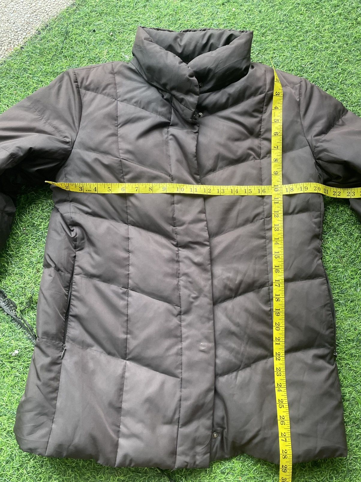 Burberry Authentic Burberry Quilted Jacket – Nova Check Lining Size US M / EU 48-50 / 2 - 4 Thumbnail