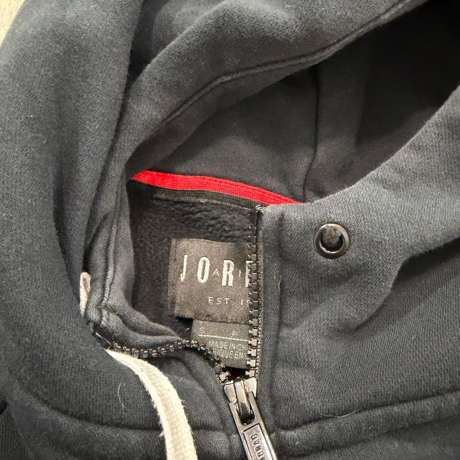 Jordan Brand Air Jordan Hoodie Men's Small Black Red Fill Zip Sweatshirt Size US S / EU 44-46 / 1 - 6 Thumbnail