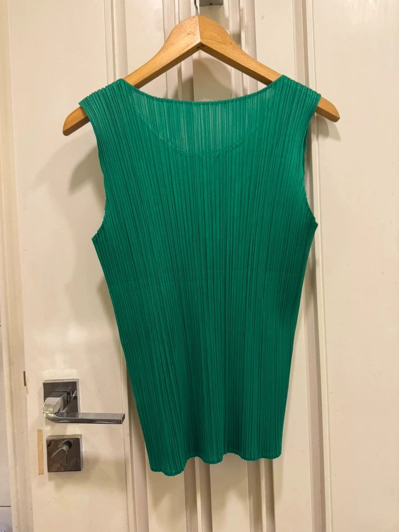 Issey Miyake Issey Miyake size:5 Green pleated vest Size M / US 6-8 / IT 42-44 - 2 Thumbnail